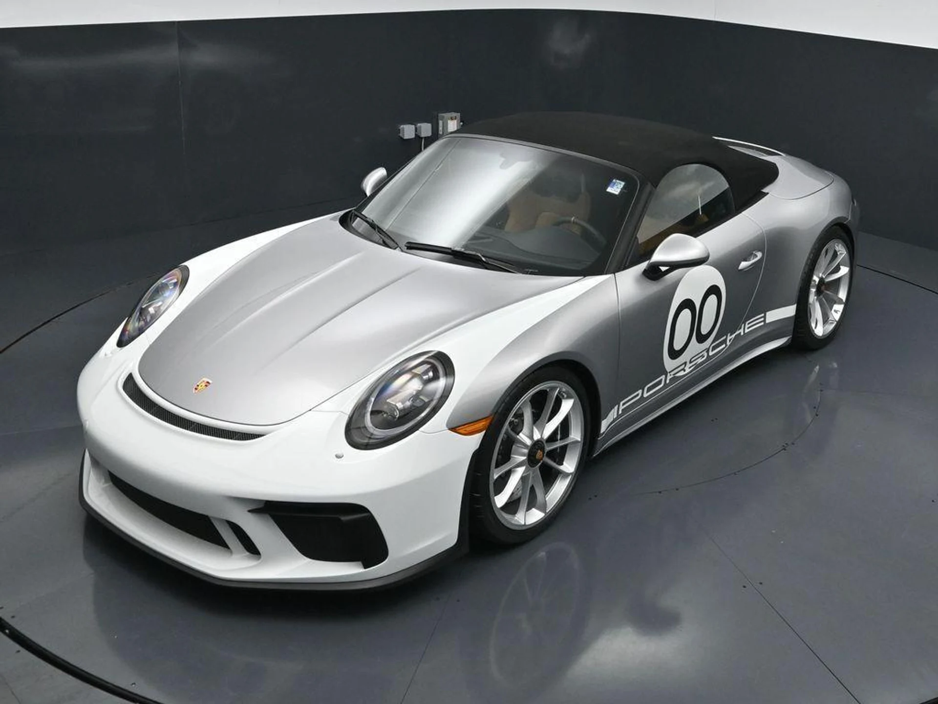 mph011_379299020_l6_FVB_Bqo0_Zh_RT_Nz_EZ_Ma_L8_A_Sq_Rrw_6cc292d52a