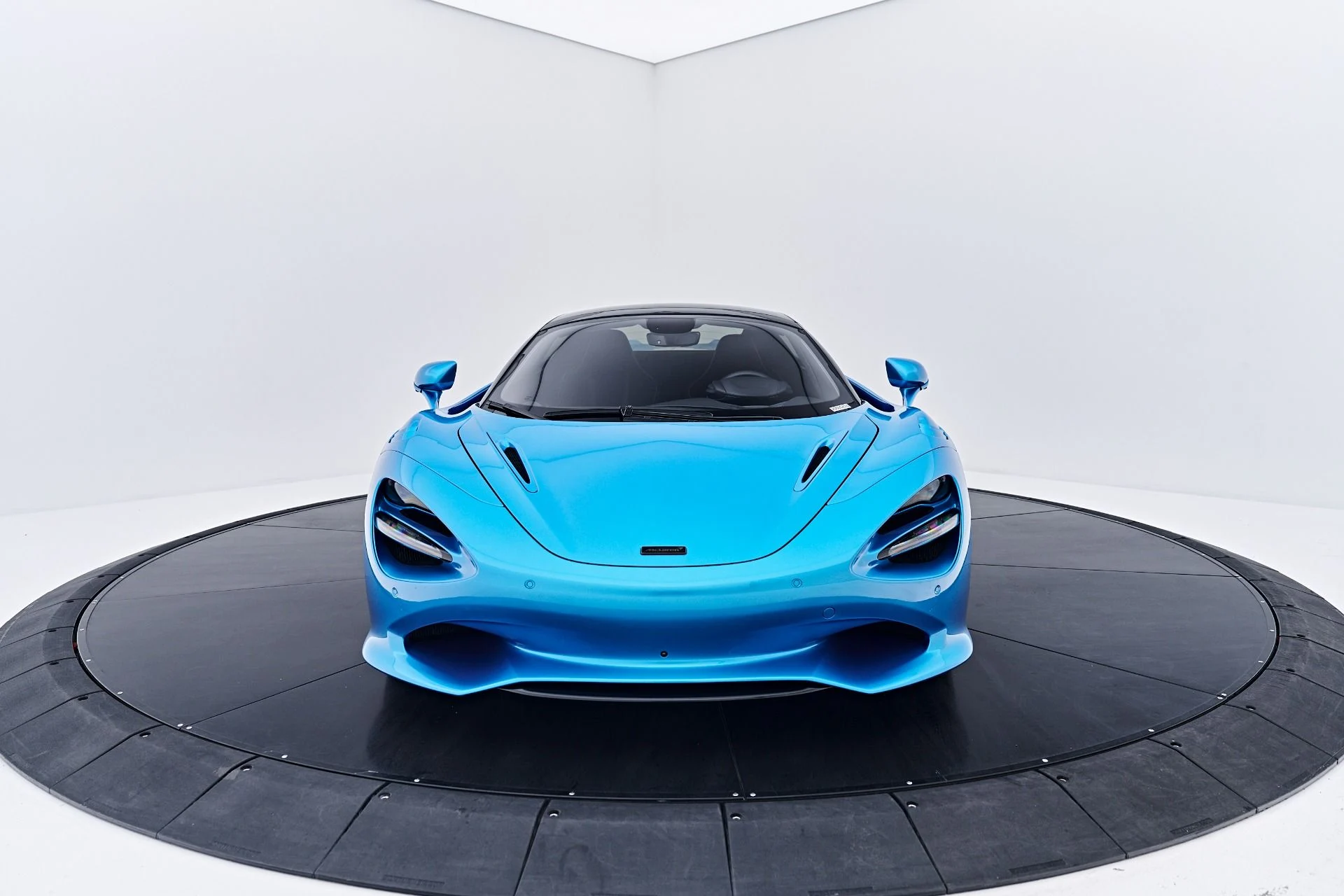mph011_3796187573_Used_2025_Mc_Laren_750_S_1787619645_bbe89693da