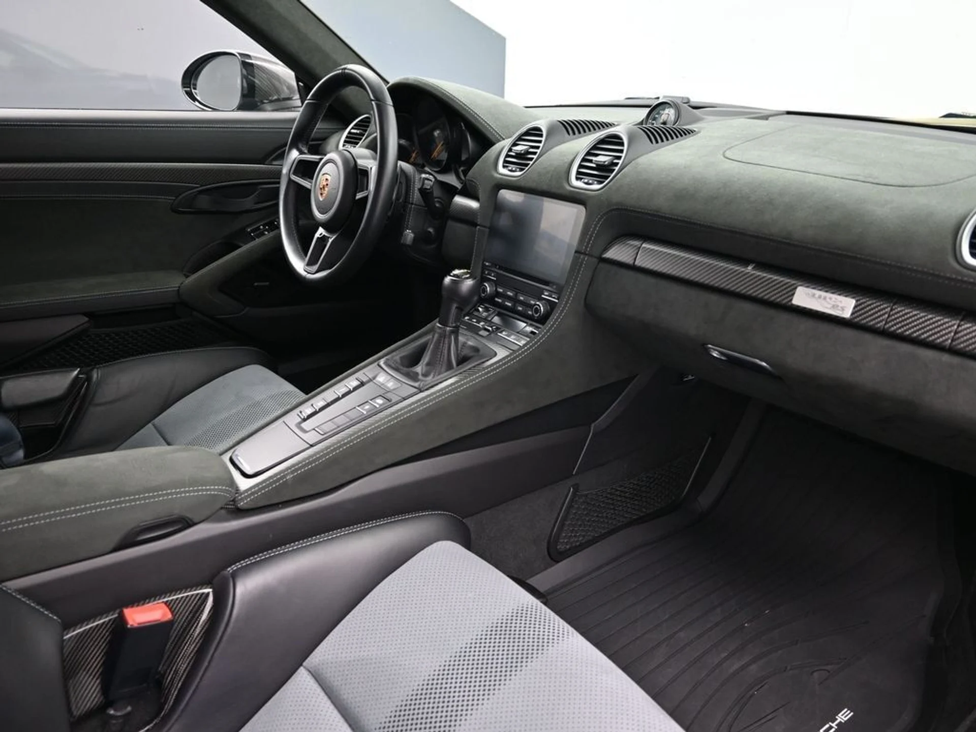 mph011_380929837_982d89242d239f73e6445ecca3909d06x_e4d48b8f9a