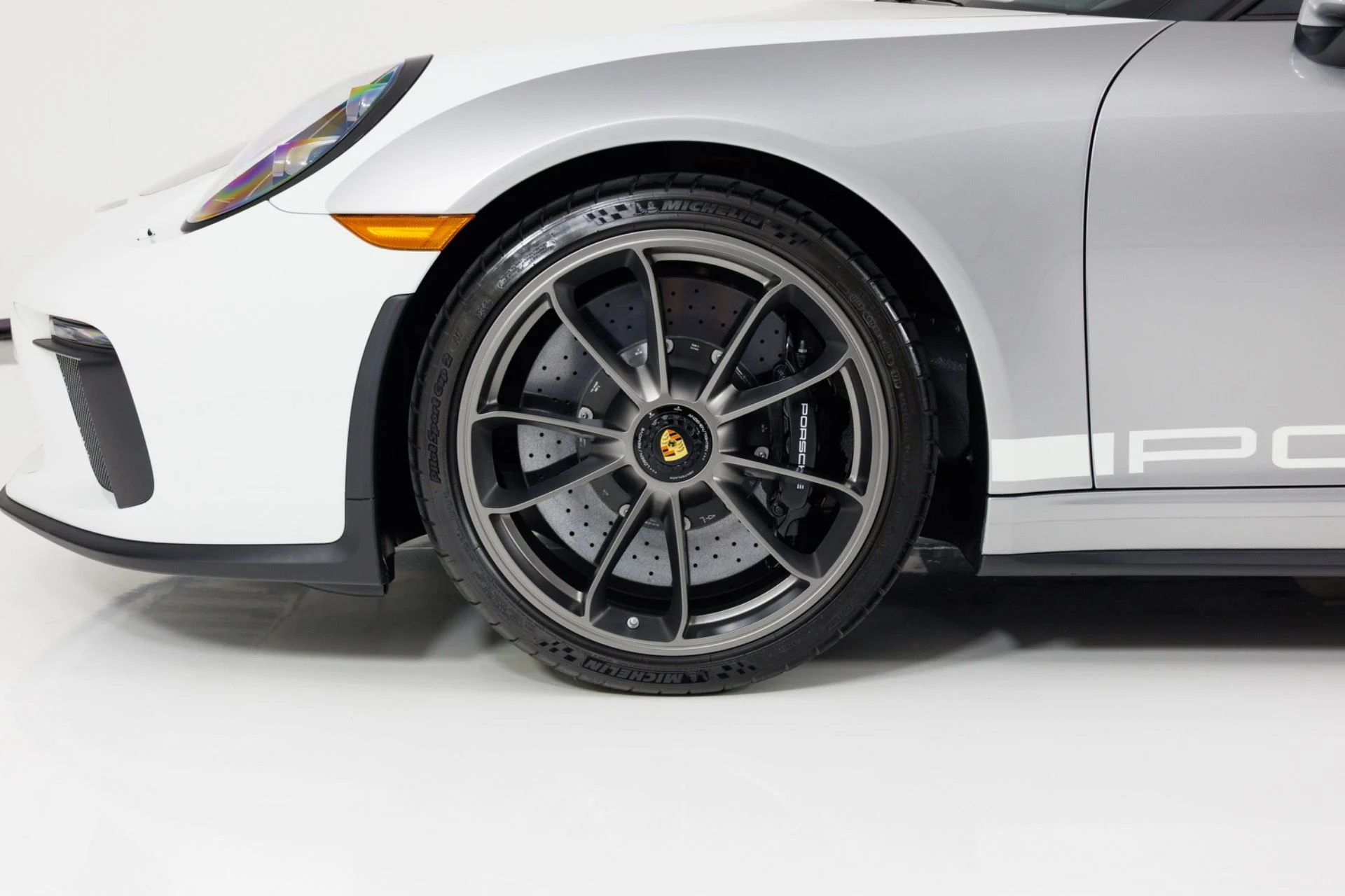mph011_381575458_Used_2019_Porsche_911_Speedster_1790794374_341ed77d3c