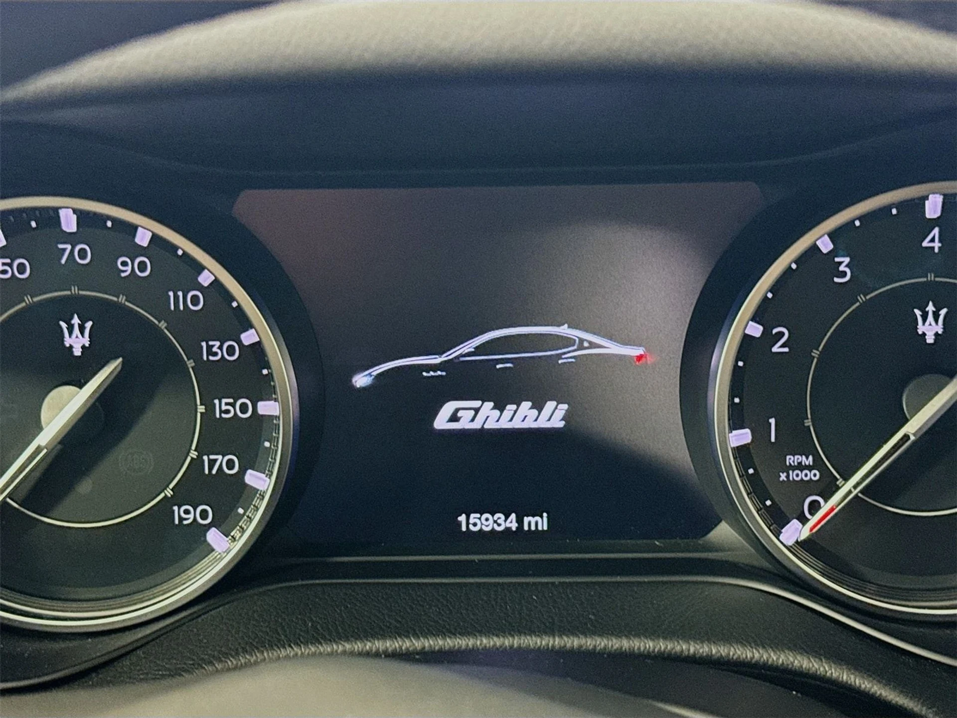 mph011_3823027272_364bbd7ab68fb9f4fdf4d77fabd71c27x_6573d8eab8