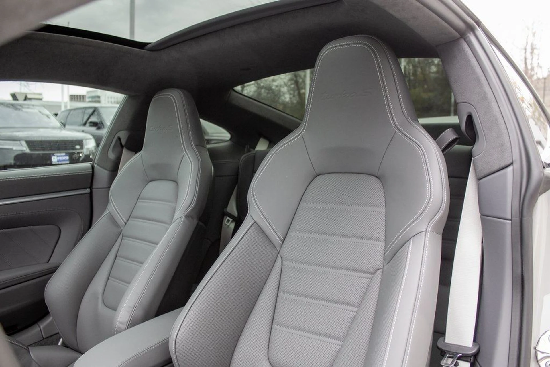 mph011_3827043530_192f8b1c4b4f52a4ed399e544390094d_1c83d7e295