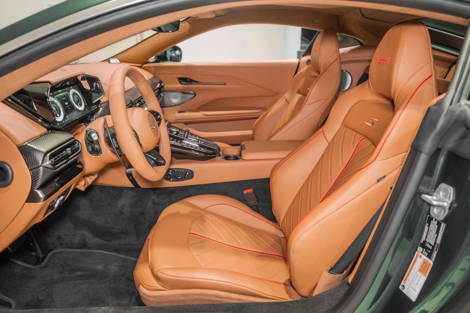 mph011_3834913018_New_2026_Aston_Martin_Vantage_S_1790177478_8373e6f1e7