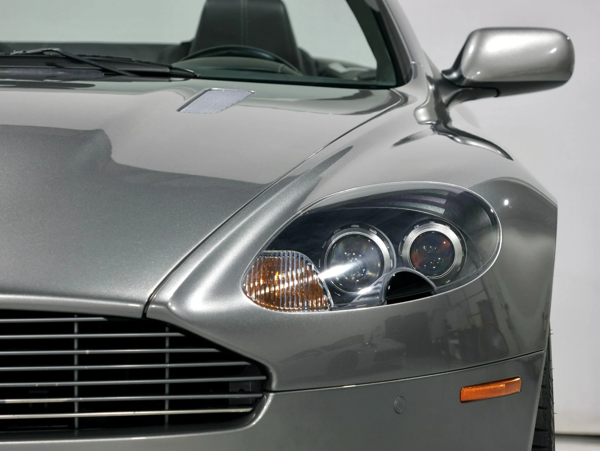 mph011_3836209777_Used_2008_Aston_Martin_DB_9_V12_Volante_V12_Power_Only_18_K_Miles_Freshly_Serviced_All_Original_1750279132_c20293a924