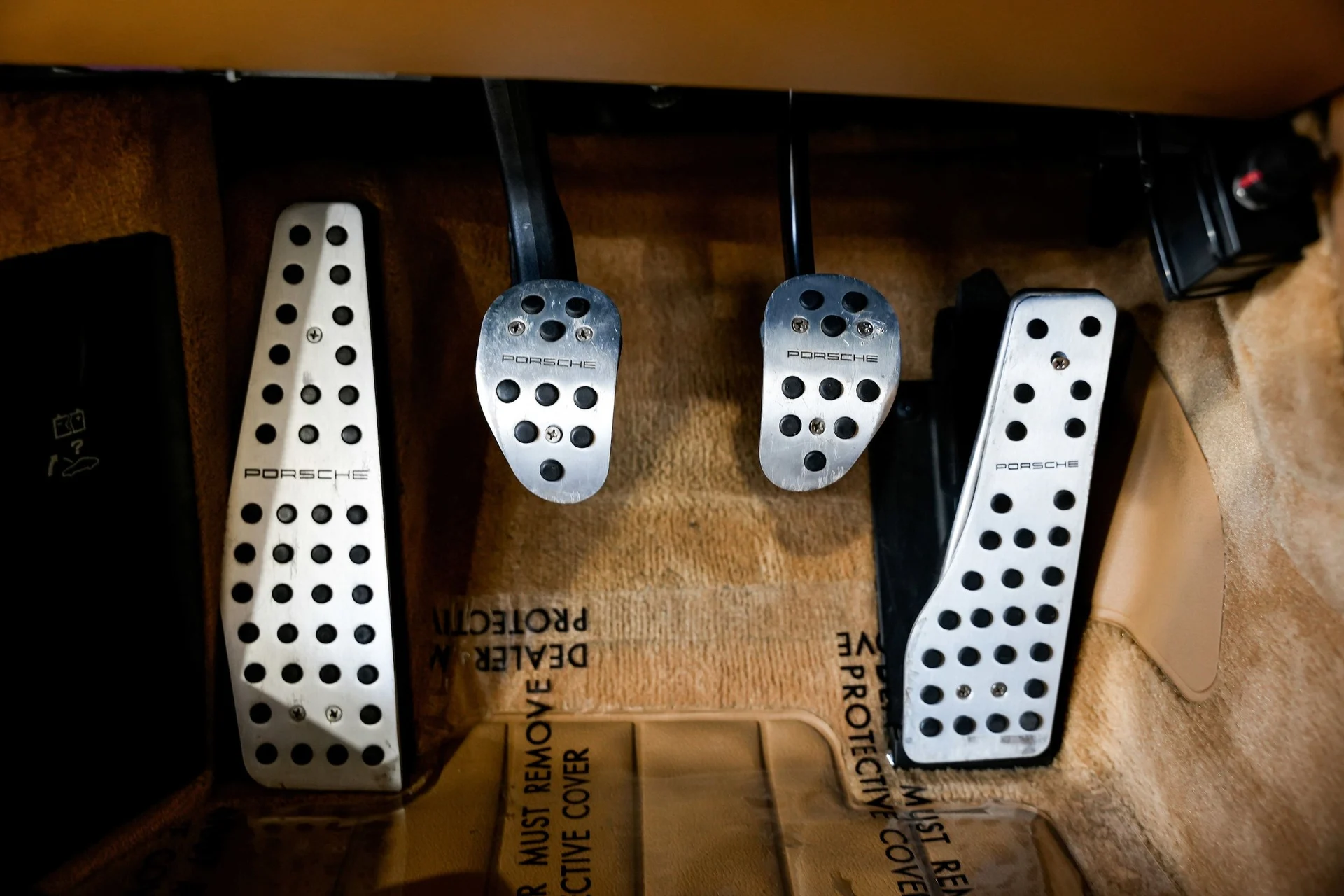 mph011_38393429_e5264e57c1f84541613e10f3b456720fx_3640c6cca8