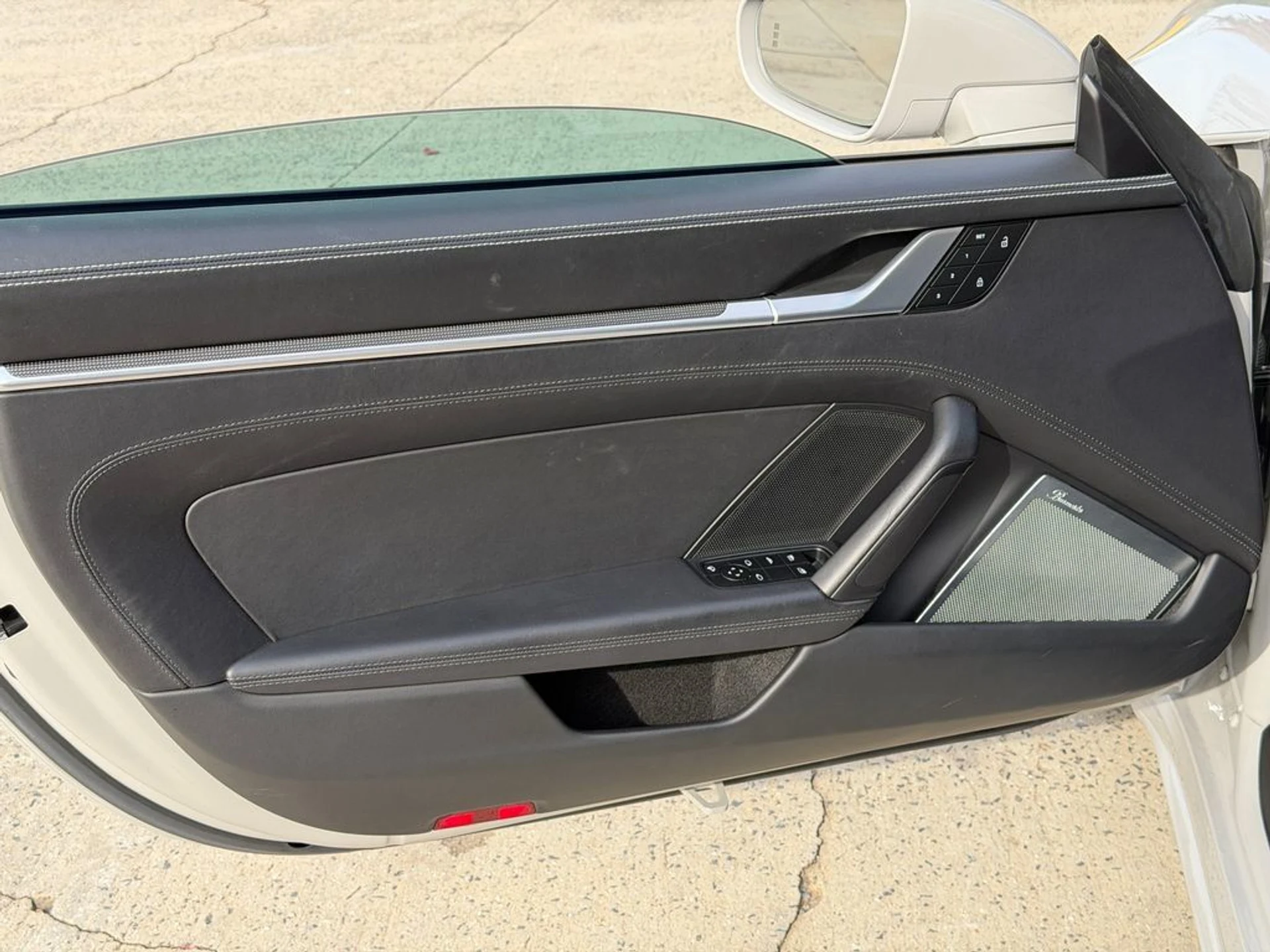 mph011_3848148755_670700fa0f2f4e7d9327ba82b77d12da_c2f9a03aec