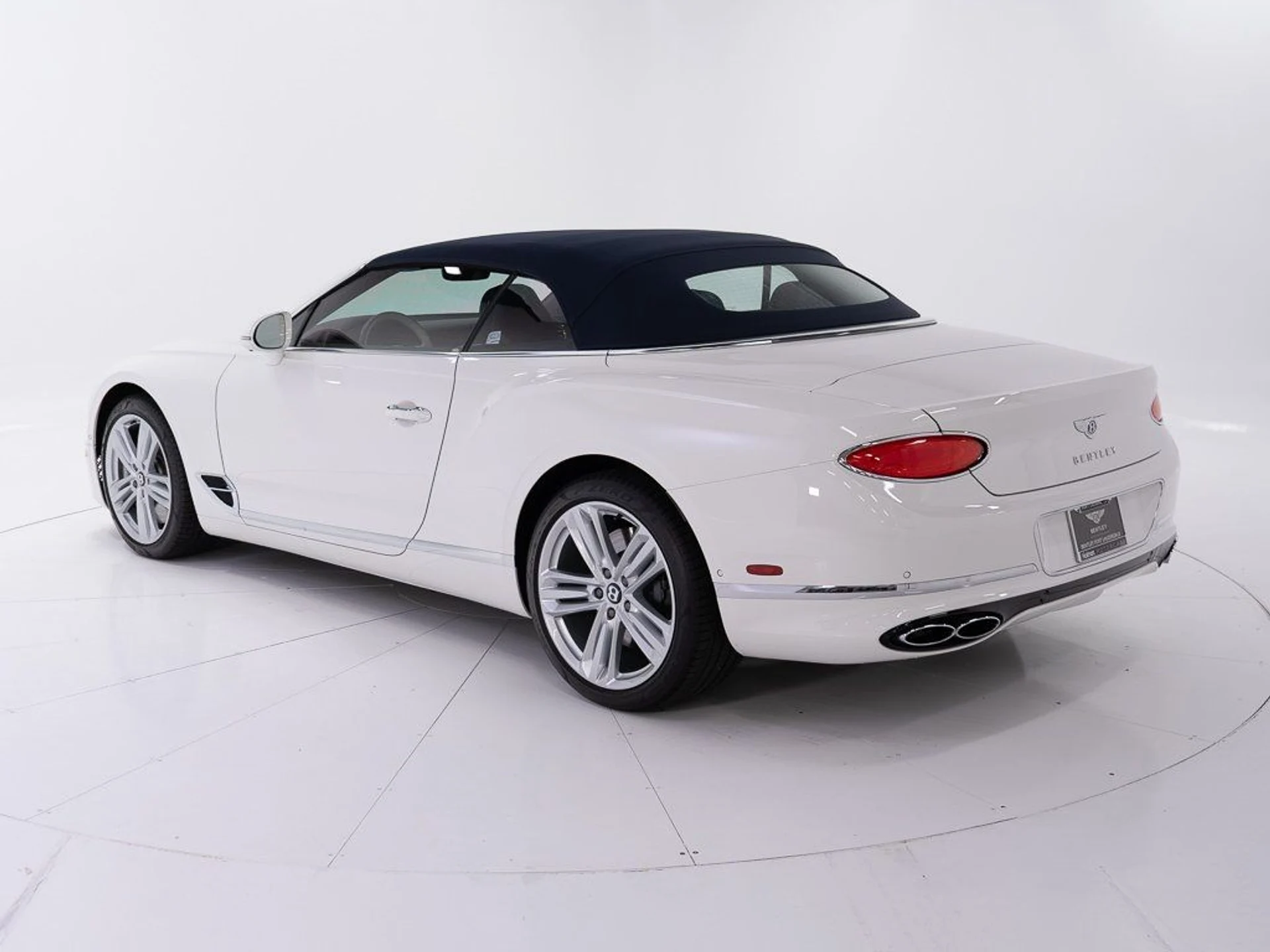 mph011_3856397981_605033292baeb23e9ae63f3667de5ef7_559f698325