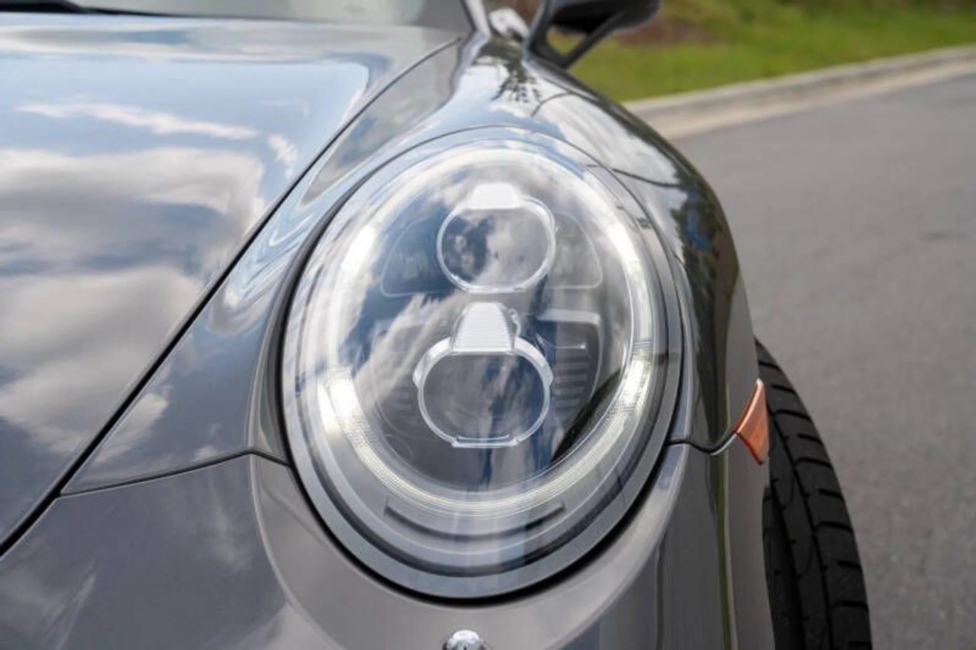 mph011_3859595518_2016_porsche_911_turbo_s_awd_2dr_coupe_8666efa86c