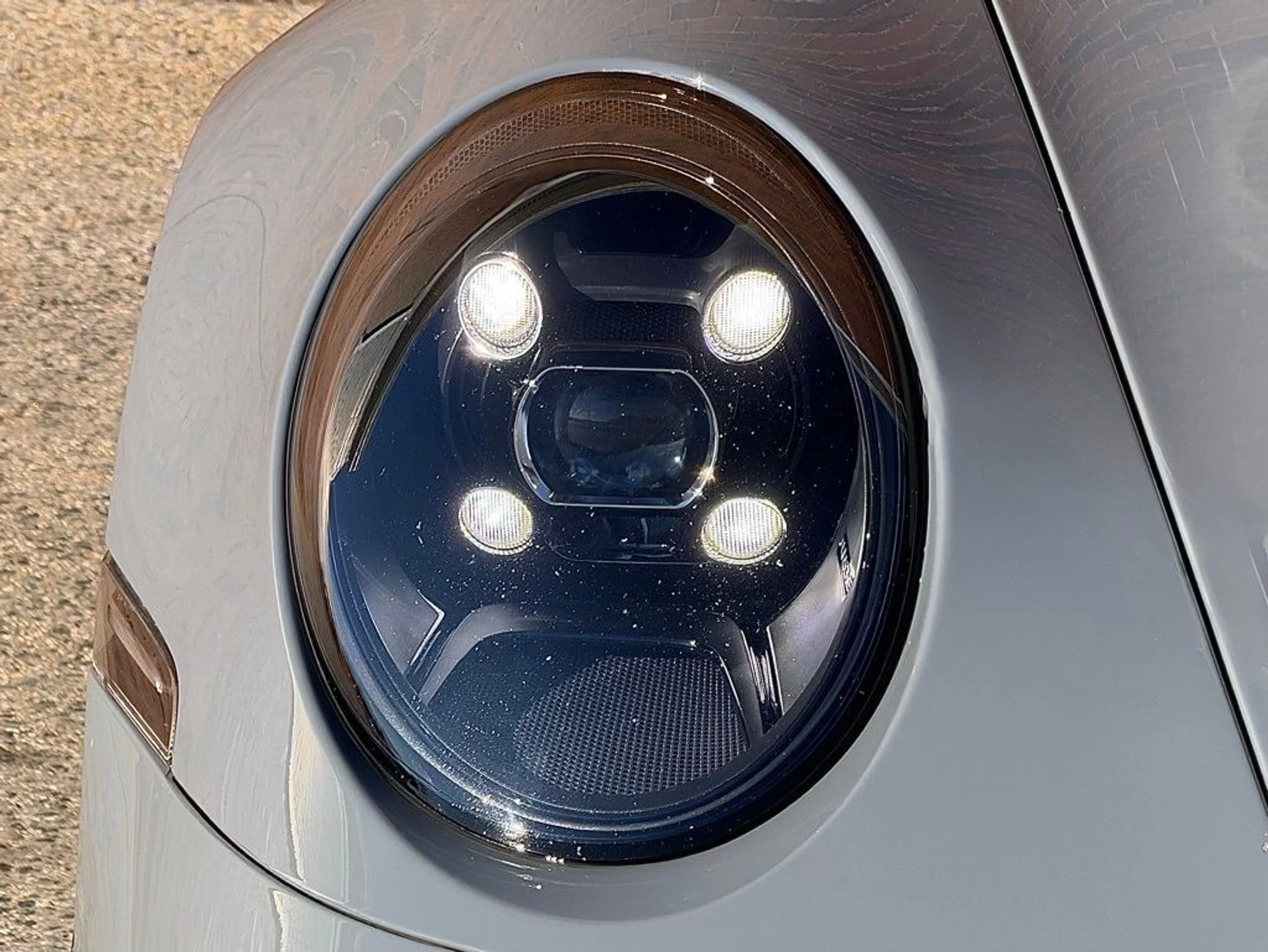 mph011_386293935_56c5f3d3c69b8074f445a2e83c7beea2x_0bc15626c2