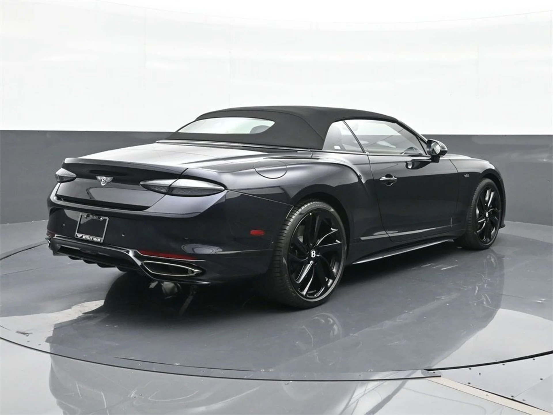 mph011_386387071_890684a61e3b5836661dd2455f98d536x_5ab8737490