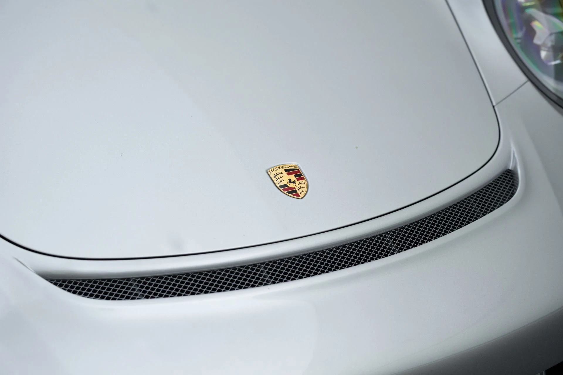 mph011_3864411244_Used_2018_Porsche_911_GT_3_1761946041_655761b511