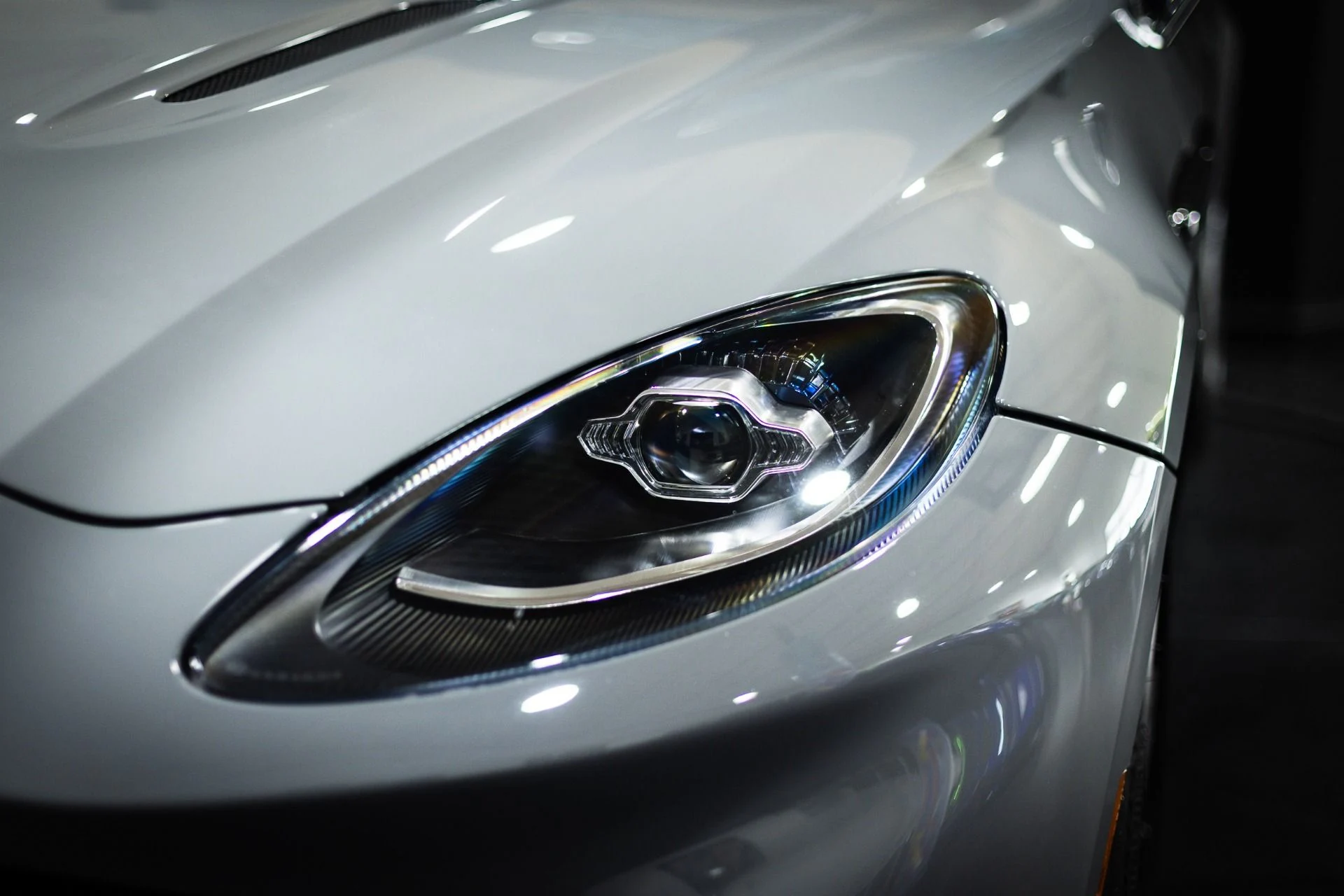 mph011_3877441679_Used_2021_Aston_Martin_DBX_China_Grey_1772224154_c5f483e3e6