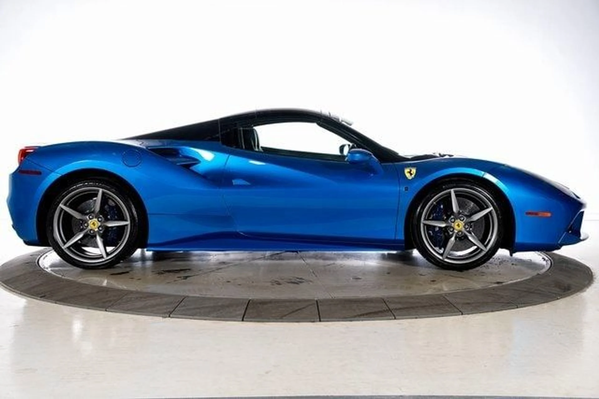 mph011_3878414325_4214b7569dc9e0415923279cb490f7f8x_099a8cac1f