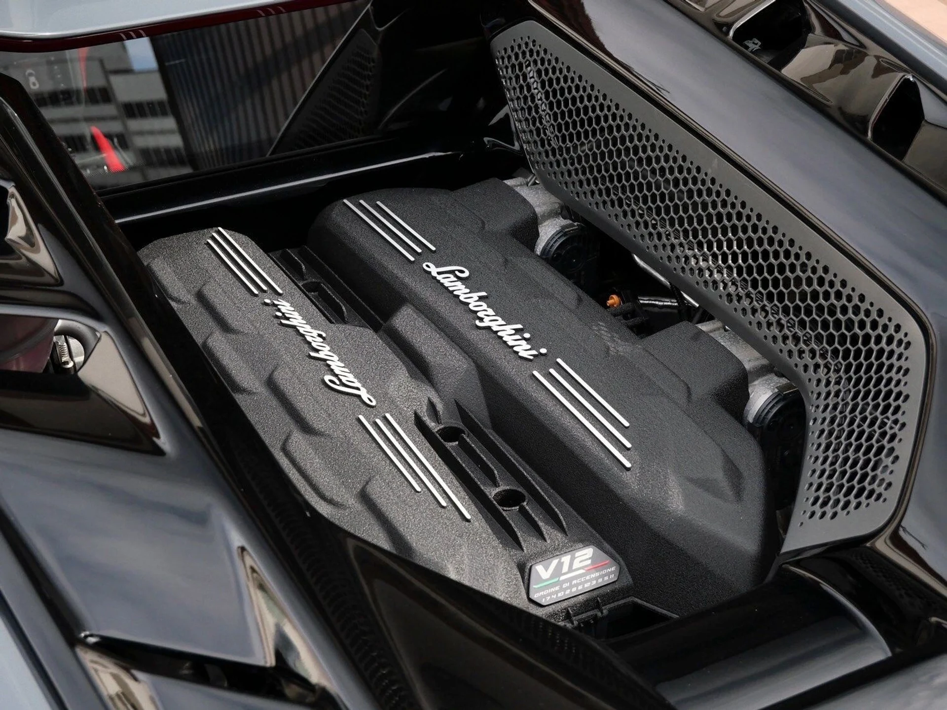 mph011_388106187_f7caffd8d47382b55ce710e34307b240x_ab7a751a7e