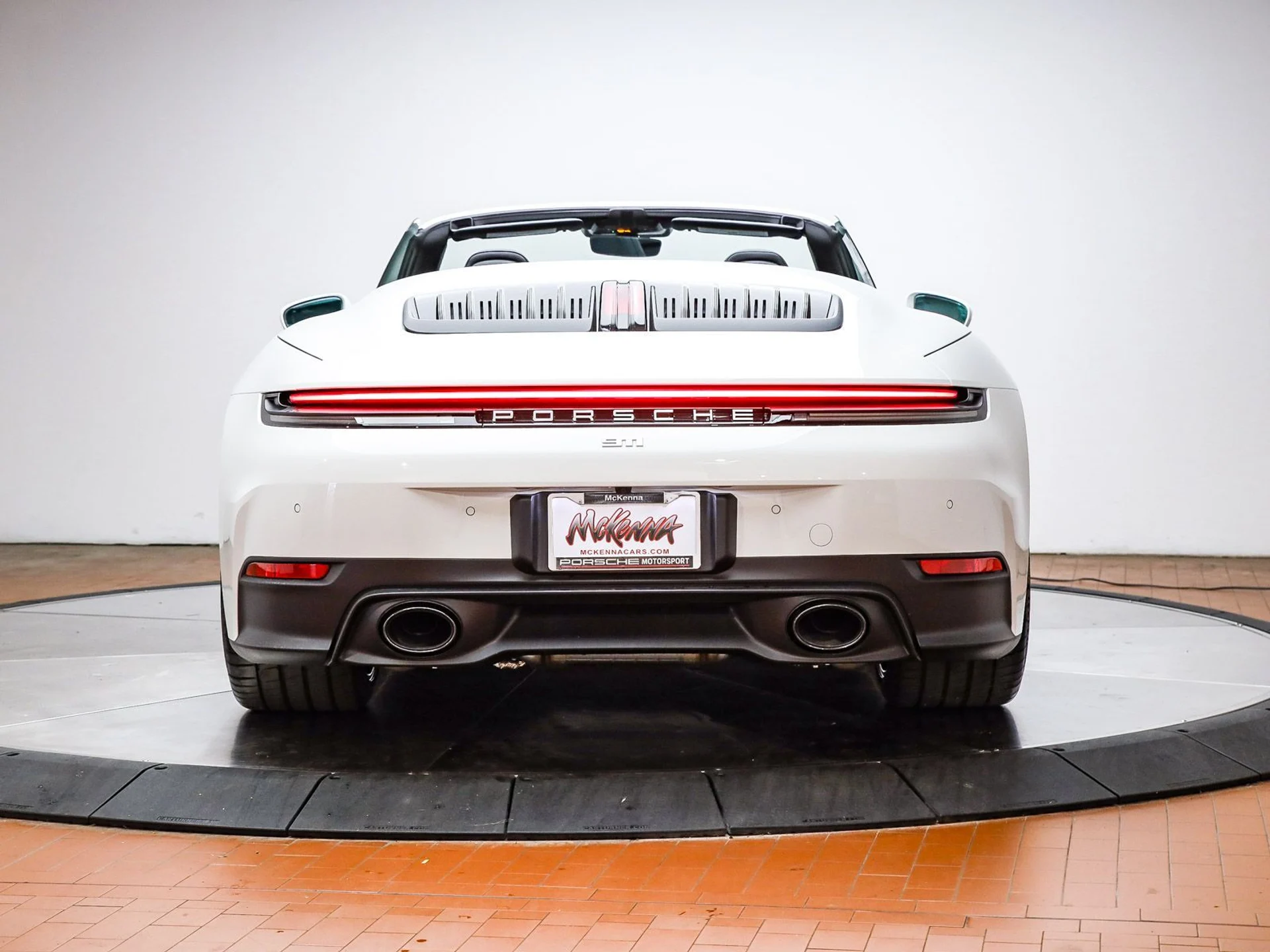 mph011_3882210634_247428fefc73663049e066da1131f1bex_d2672aaf02