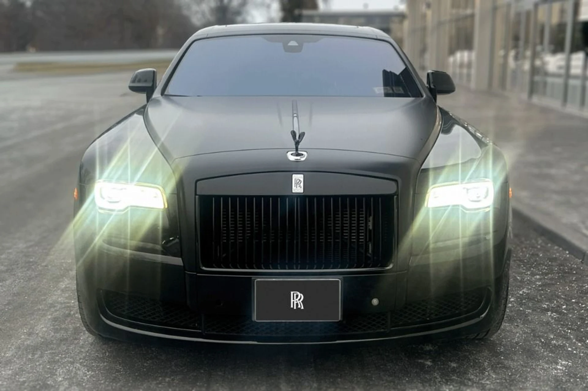 mph011_3883614410_Used_2015_Rolls_Royce_Ghost_EWB_Series_II_EWB_1767896570_e58f2acc10