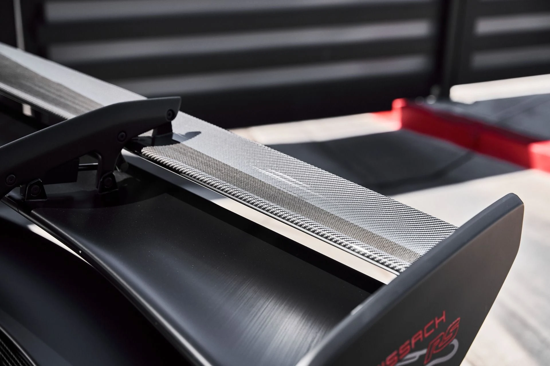 mph011_3885602895_Used_2025_Porsche_911_GT_3_RS_1776295513_3148c21763