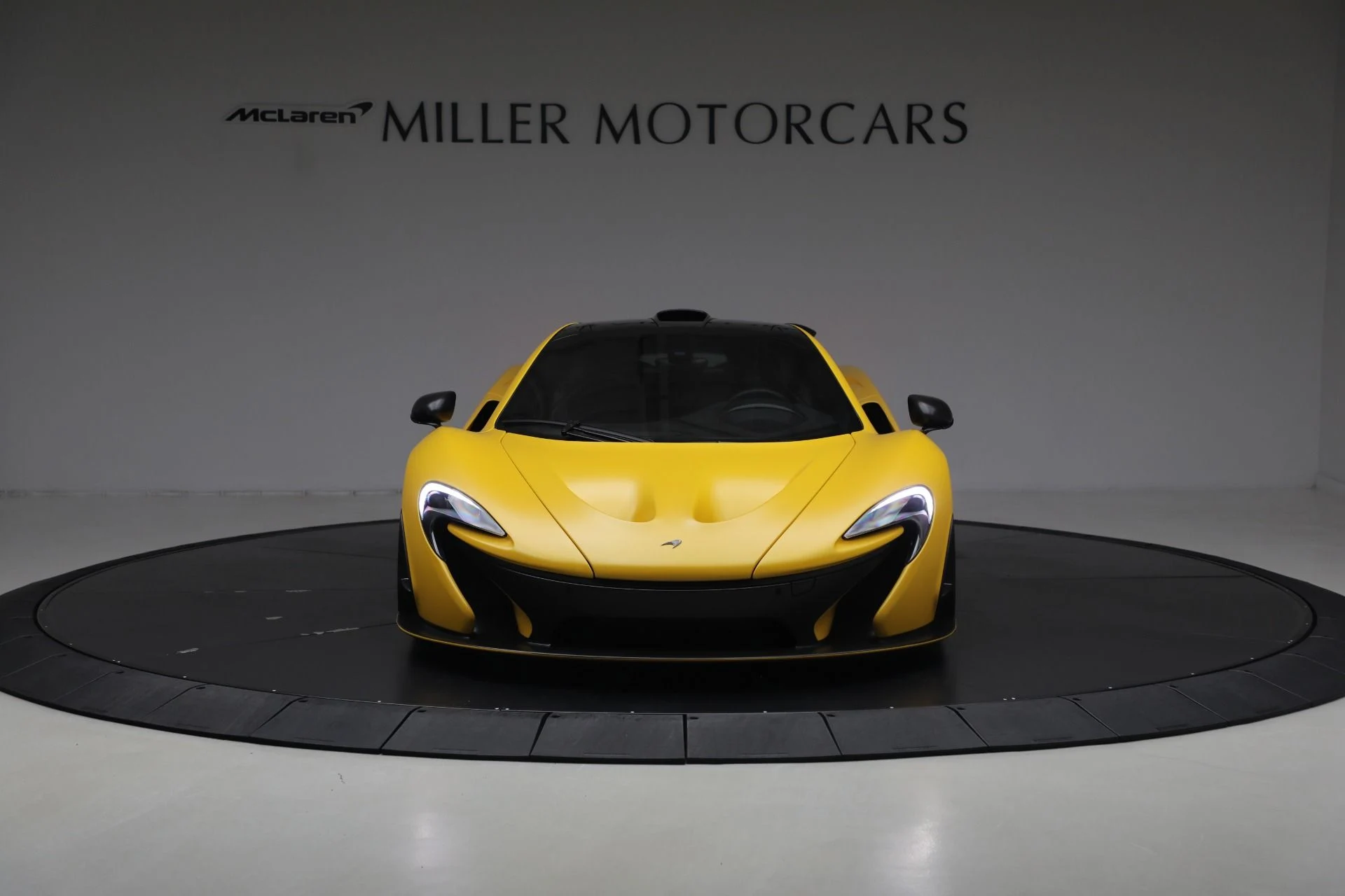 mph011_3891218345_Used_2015_Mc_Laren_P1_b42480d92a