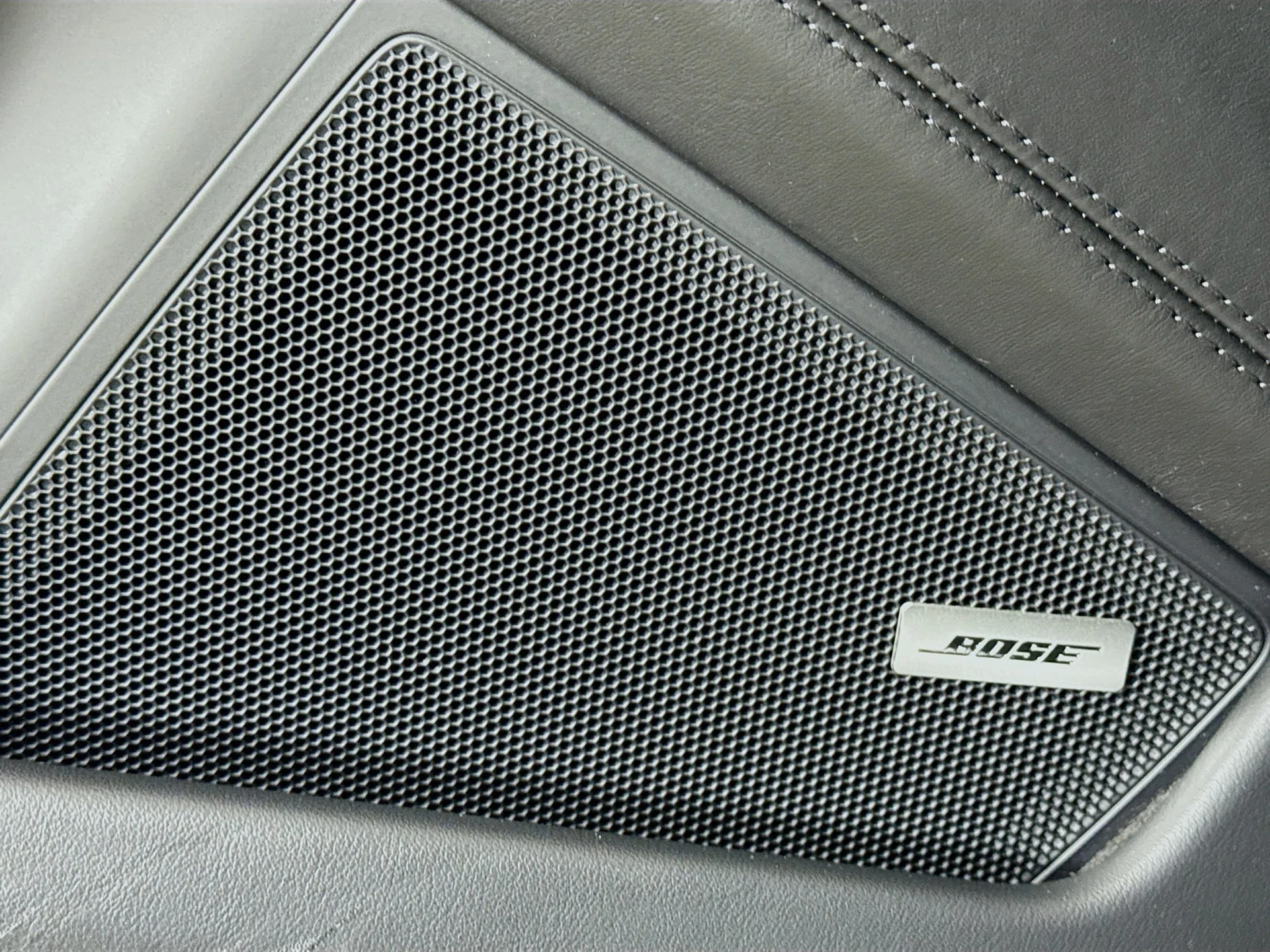 mph011_3894559261_ac9da20872bef5891db3026de1043c3bx_485750d760