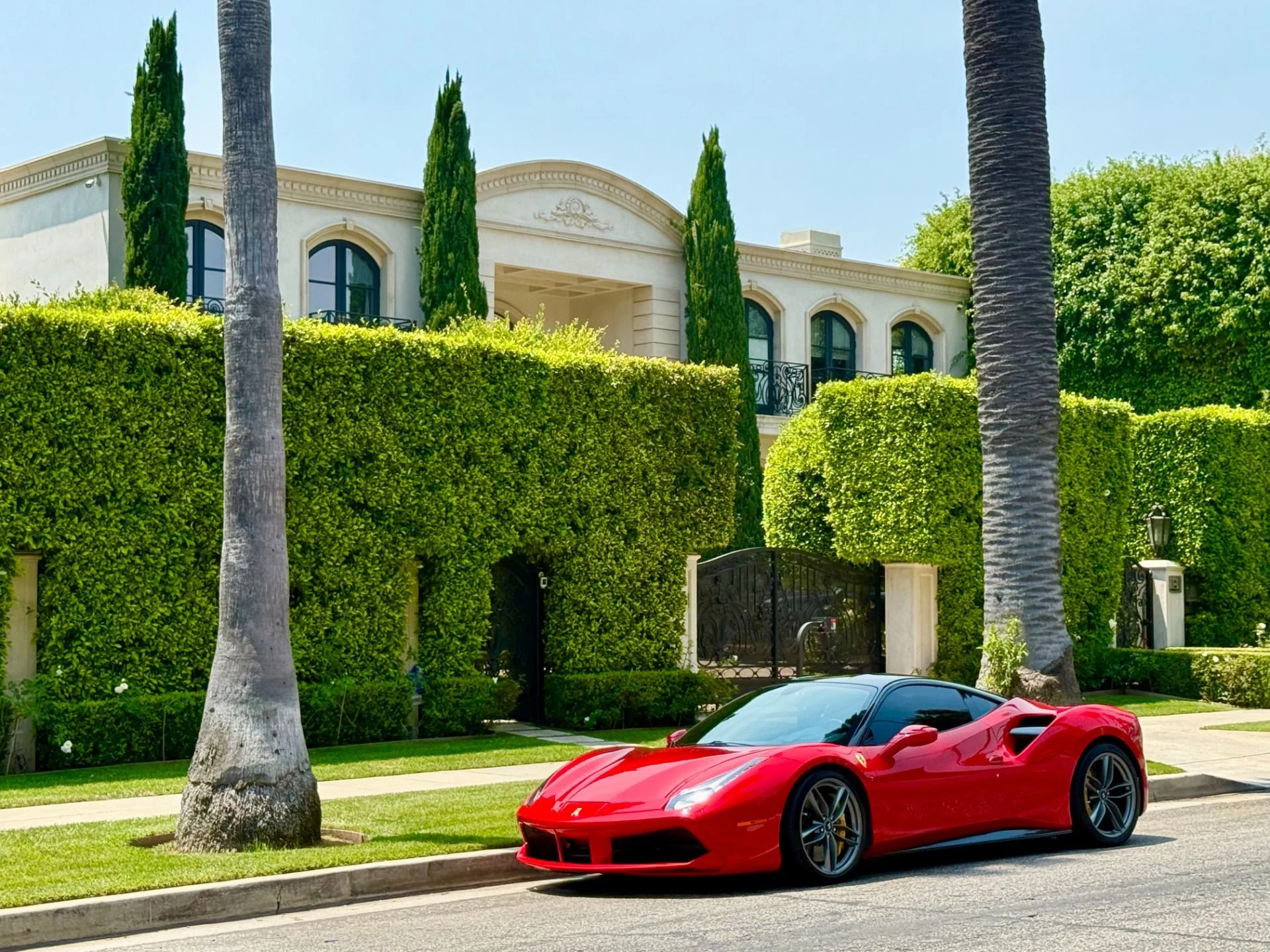 mph011_3895549759_Used_2016_Ferrari_488_GTB_1757699344_21c966725f