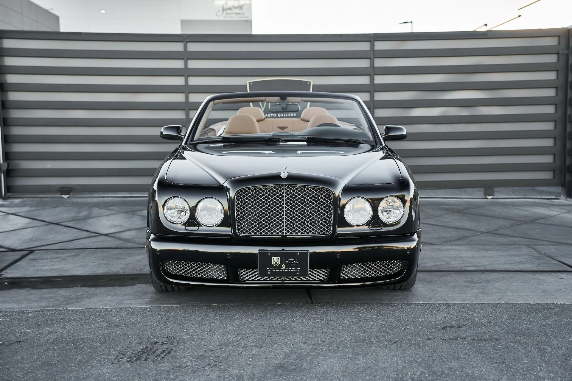 mph011_3899500901_Used_2009_Bentley_Azure_Base_1765906115_002d9f0363