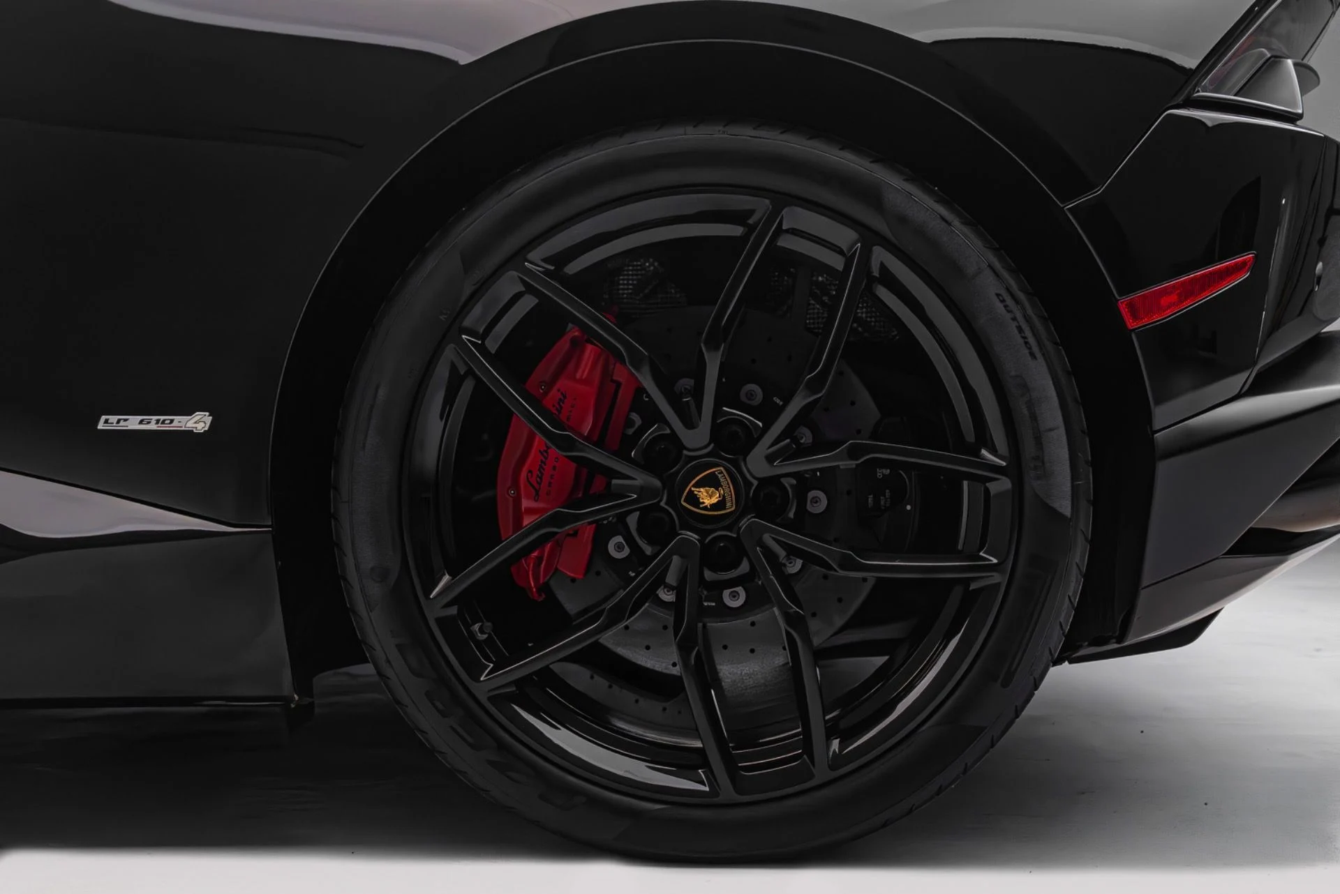 mph011_3909054759_Used_2016_Lamborghini_Huracan_LP_610_4_Spyder_1781713256_ce1d6183fd