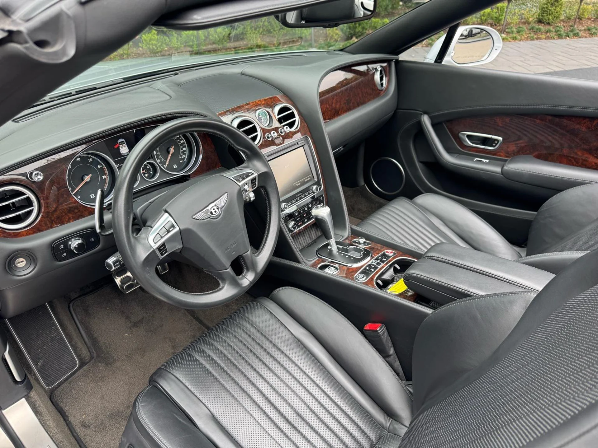 mph011_3913060598_497832441_69989cc823271c49589b3d4c_9718404eed