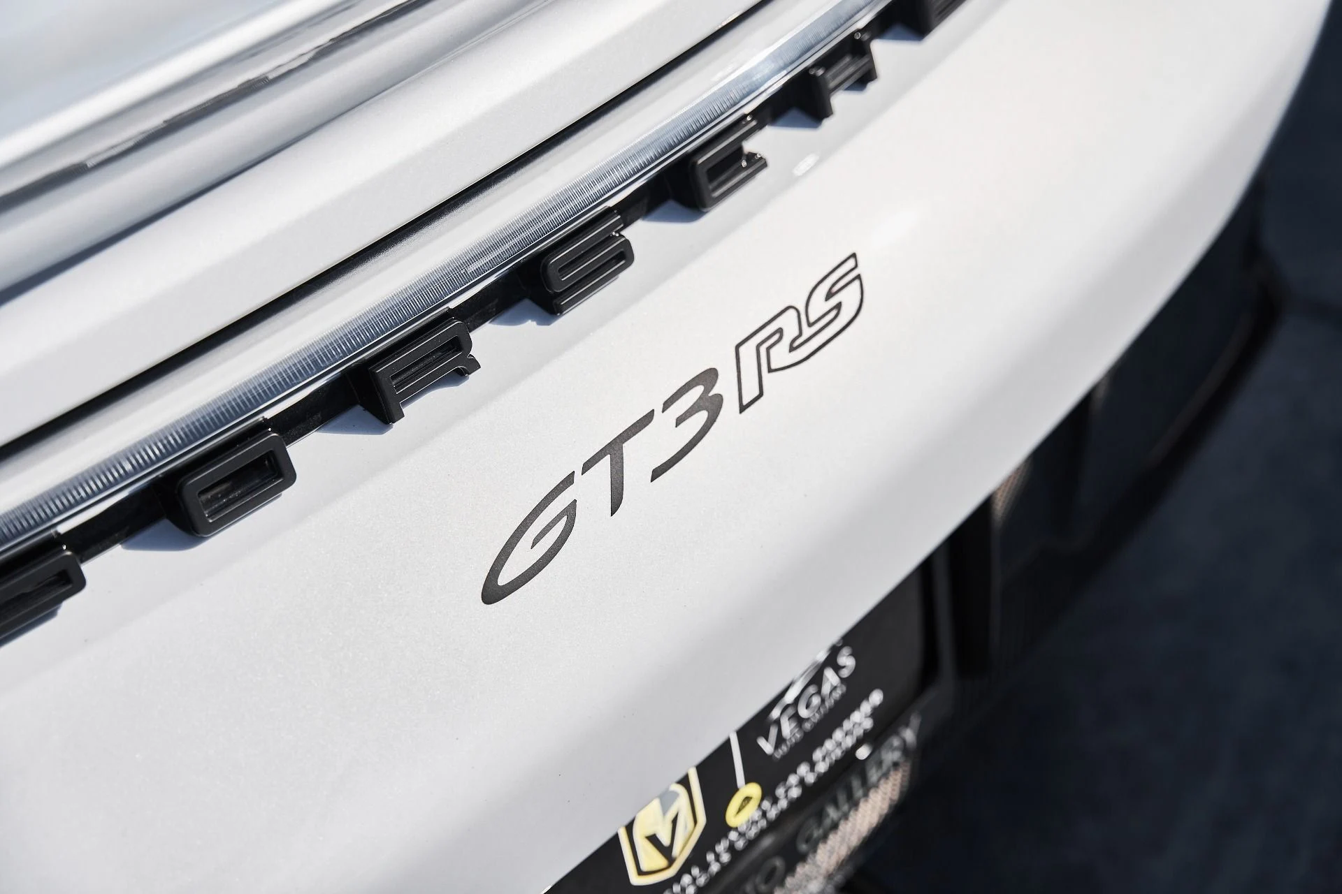 mph011_3918673666_Used_2025_Porsche_911_GT_3_RS_1781833649_77292d6595