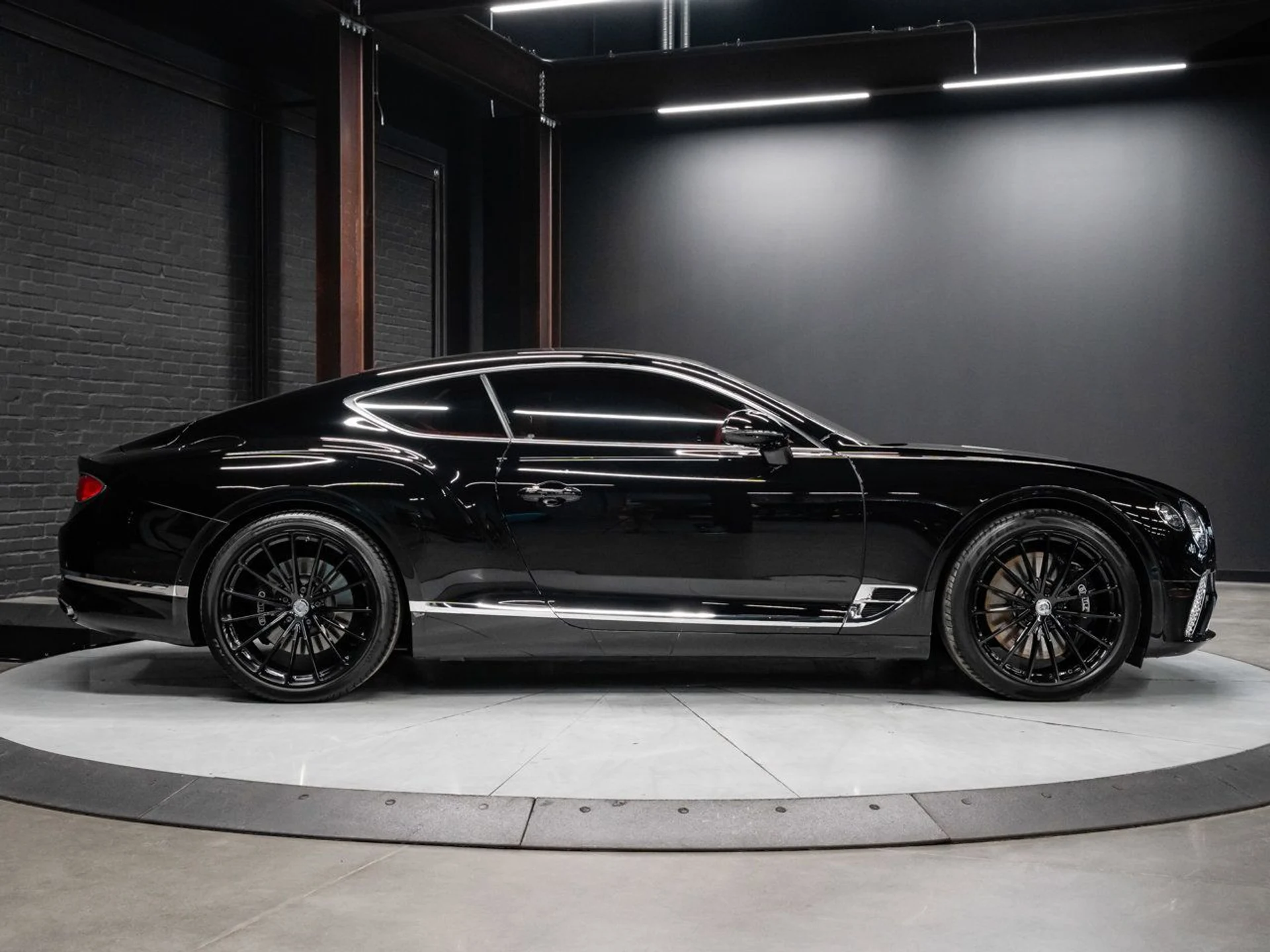 mph011_3923253917_bentley_continental_2020_1b7aa1be6b