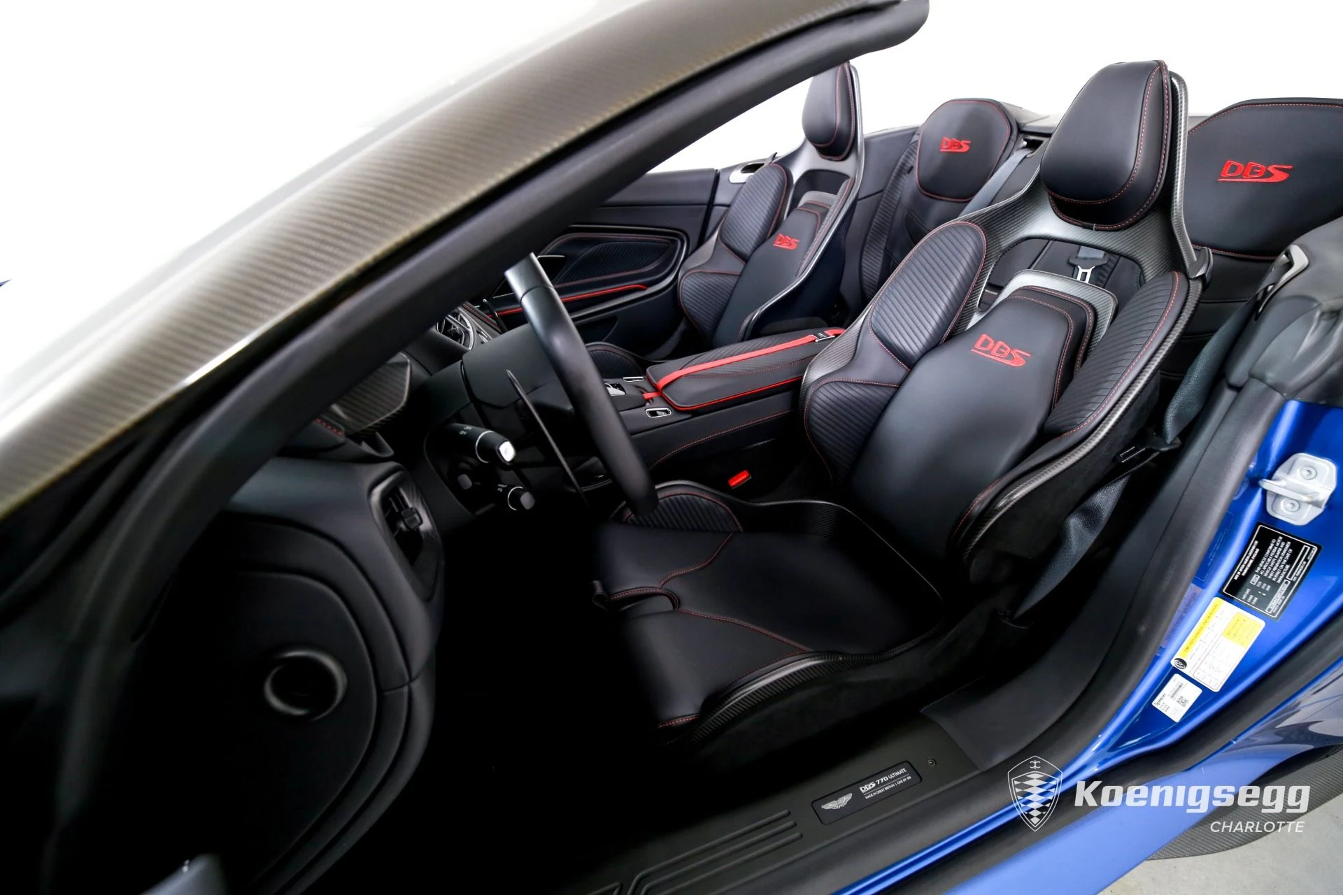 mph011_3924150296_Used_2023_Aston_Martin_DBS_Ultimate_1761053866_5287a194d7