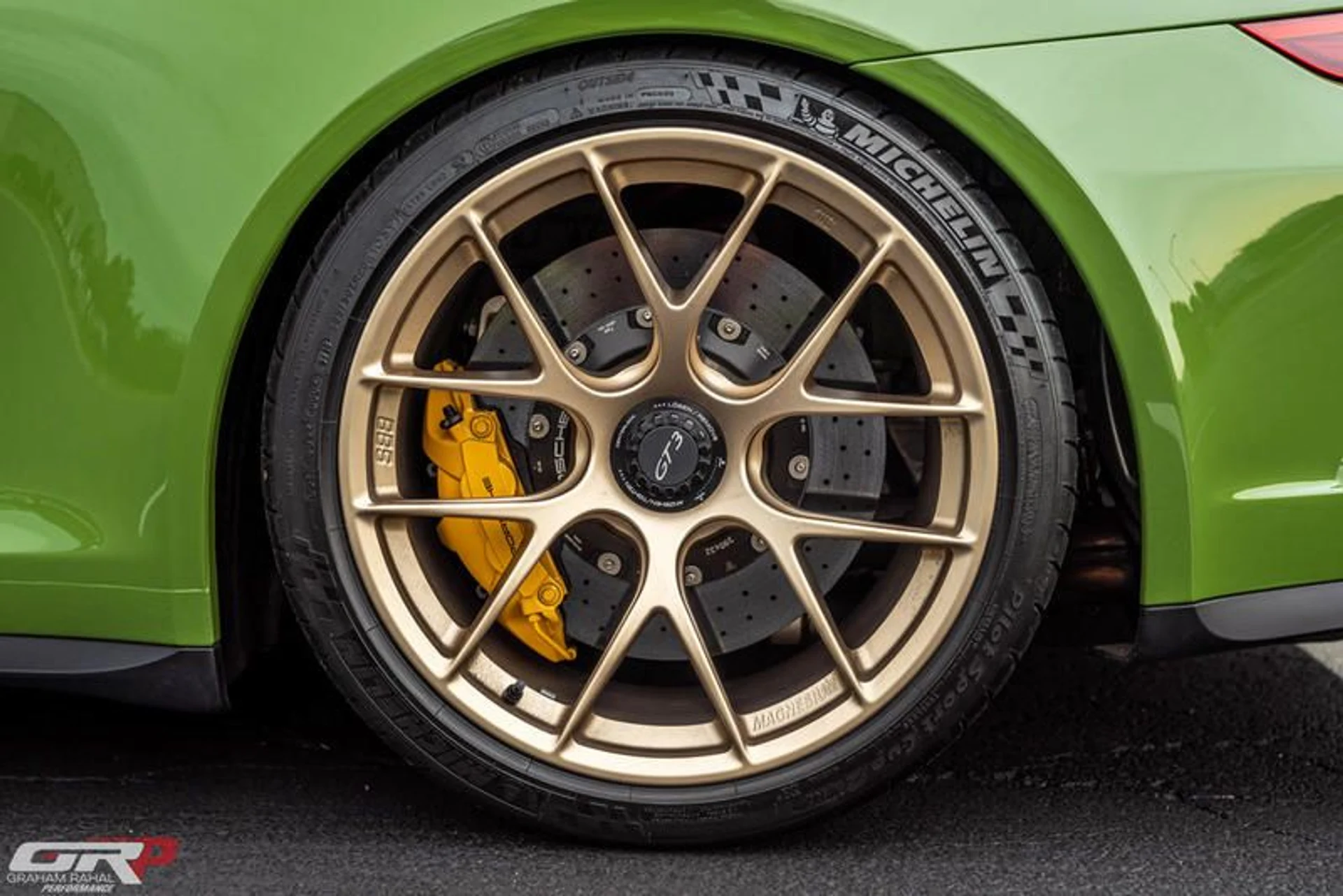 mph011_3929132392_52204_CAD_9_F7_E_4193_874_B_715_C0884_B4_DB_ffcd7bba27