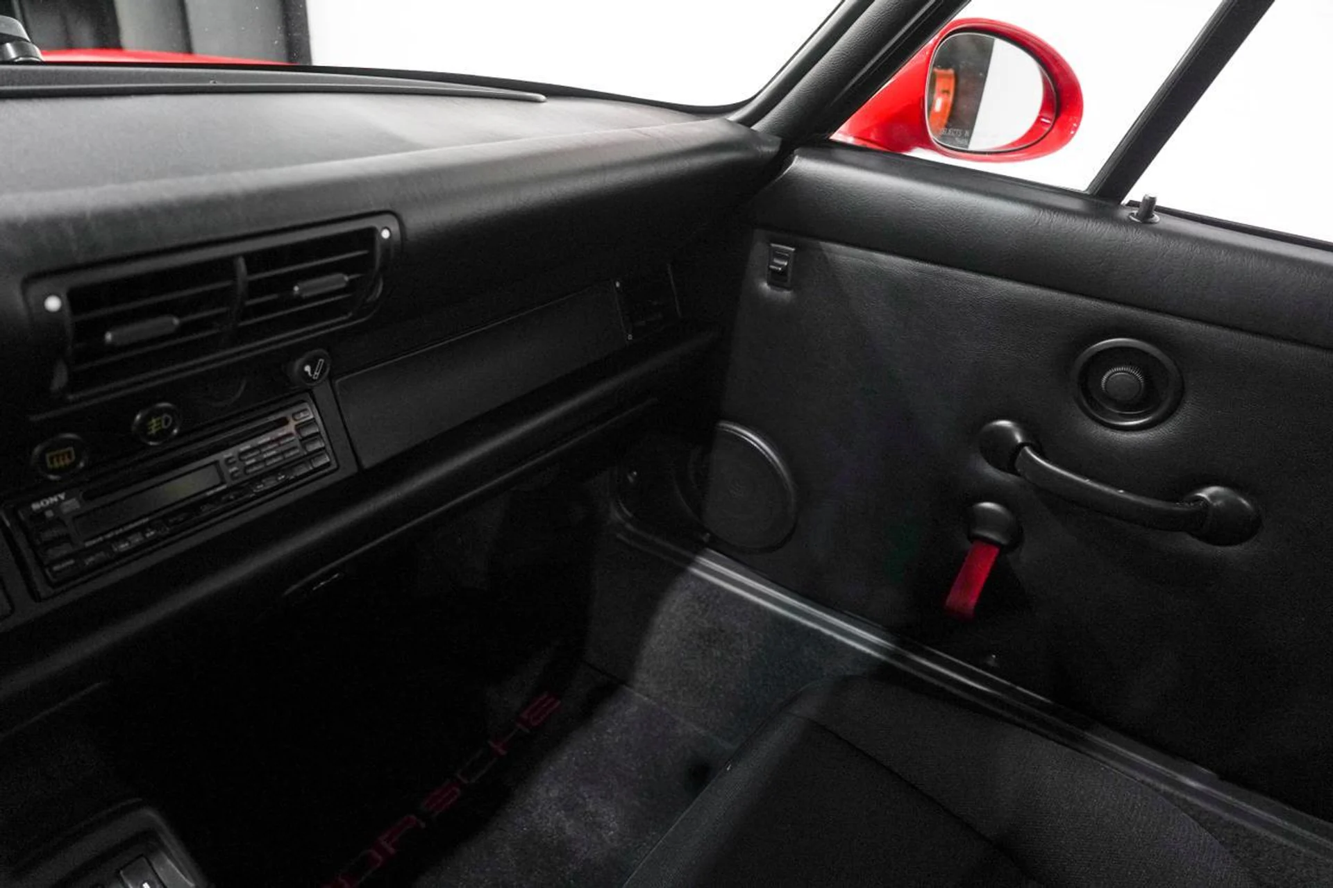 mph011_3941440431_e3526a119809e3551e19e5cd658aaeb4_0105c4c5cd