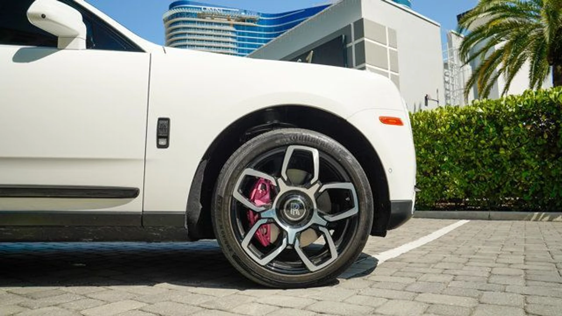 mph011_3942052731_22877899_12_640_3f619c9535