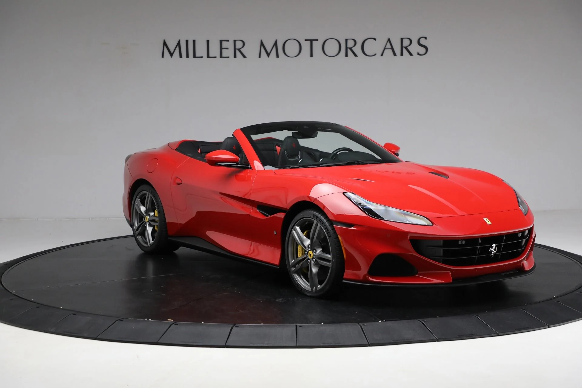 mph011_3944458557_Used_2023_Ferrari_Portofino_M_1793389960_b81bb13a40