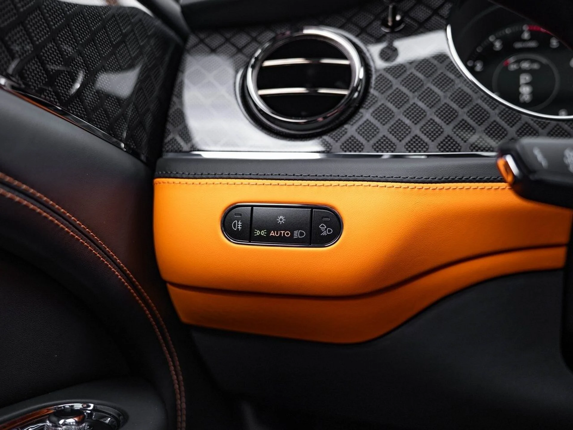 mph011_3946146230_97d9a1747c13f2dfffe78dd62fd33d30x_03ecbe6098