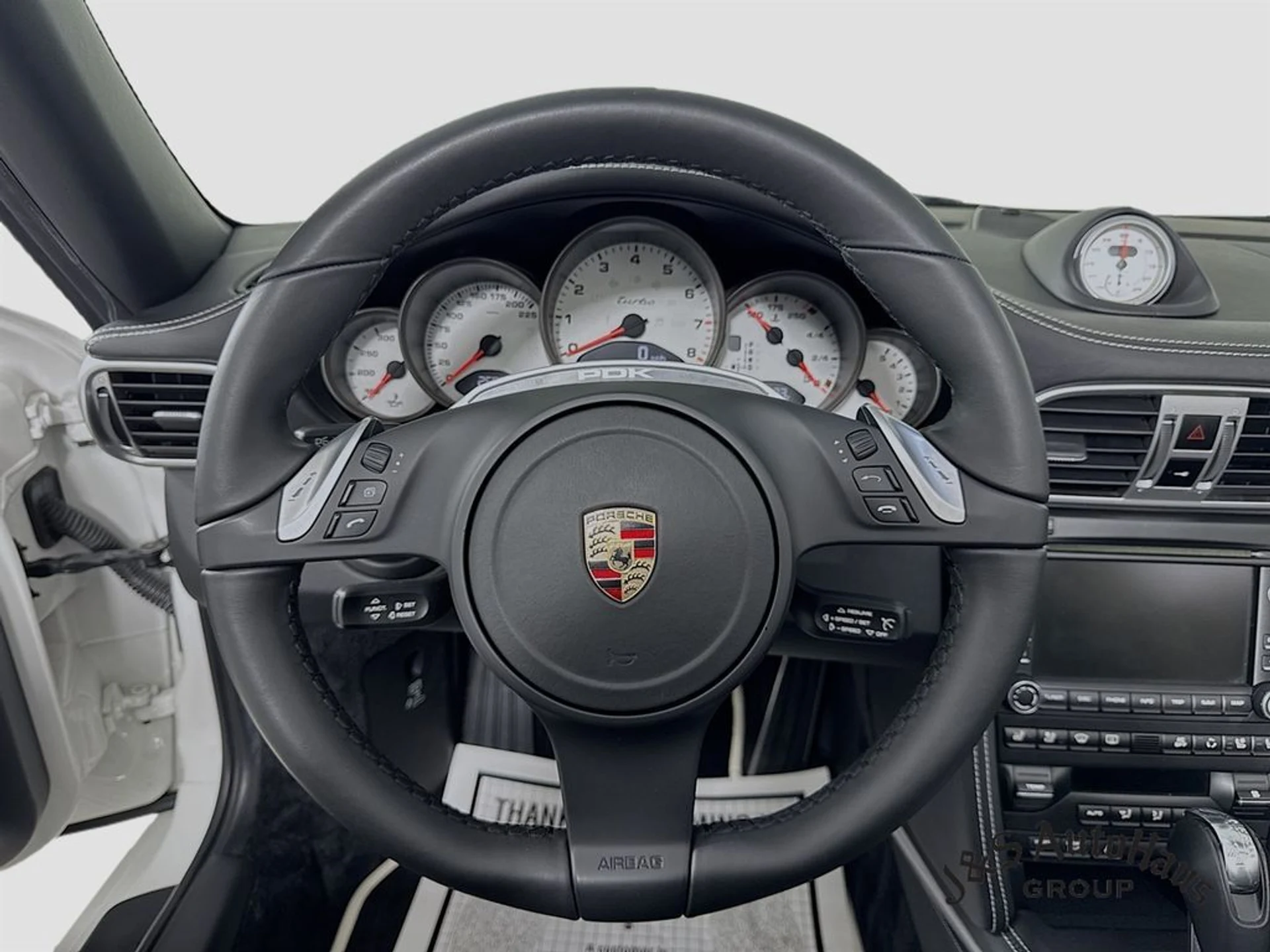 mph011_3953378188_t0y610c5x8yr1qewzh7powgpvdvc_aa850ce5de