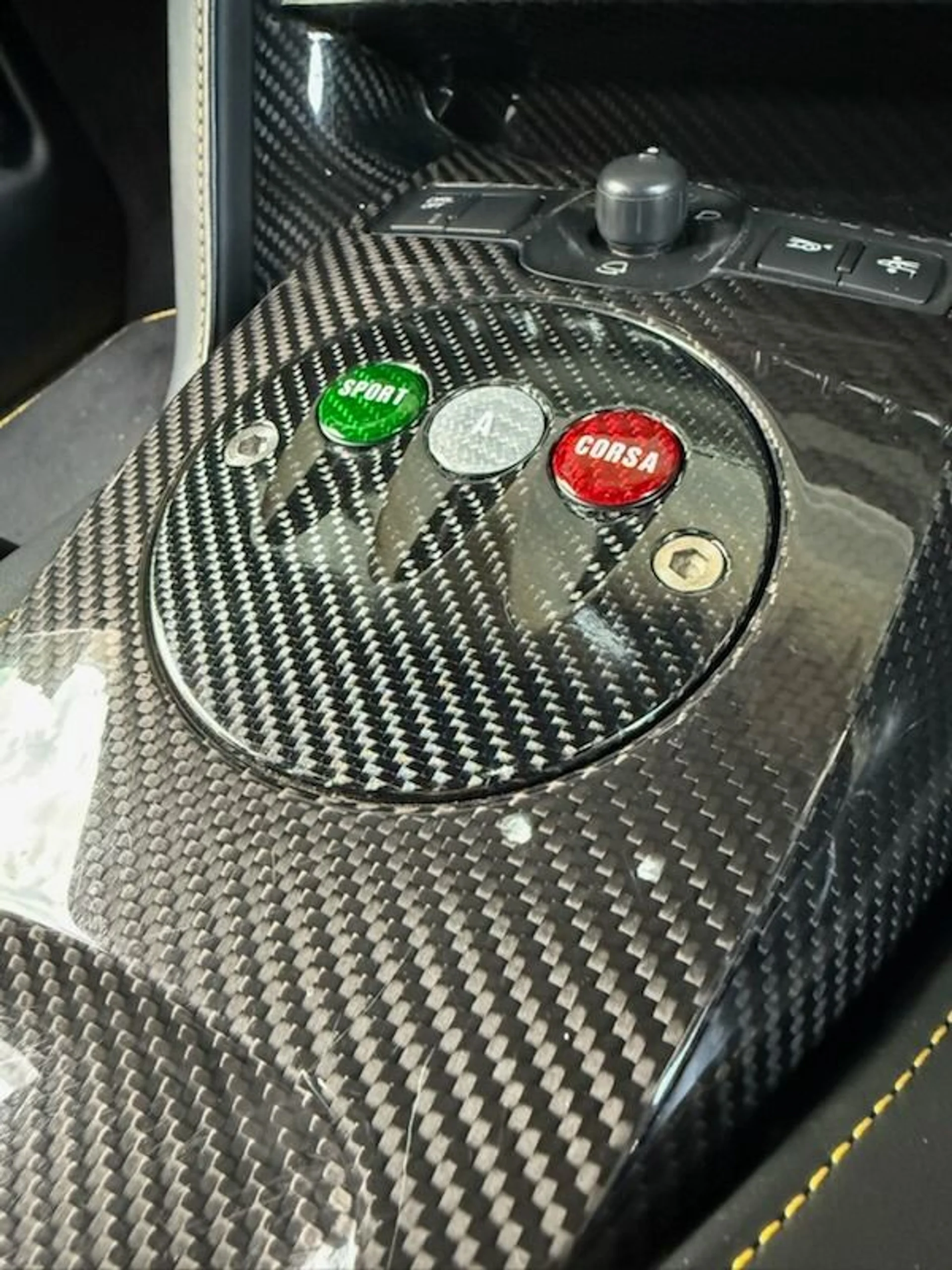 mph011_3957852284_Used_2009_Lamborghini_Gallardo_LP_560_4_1762986344_17accec835