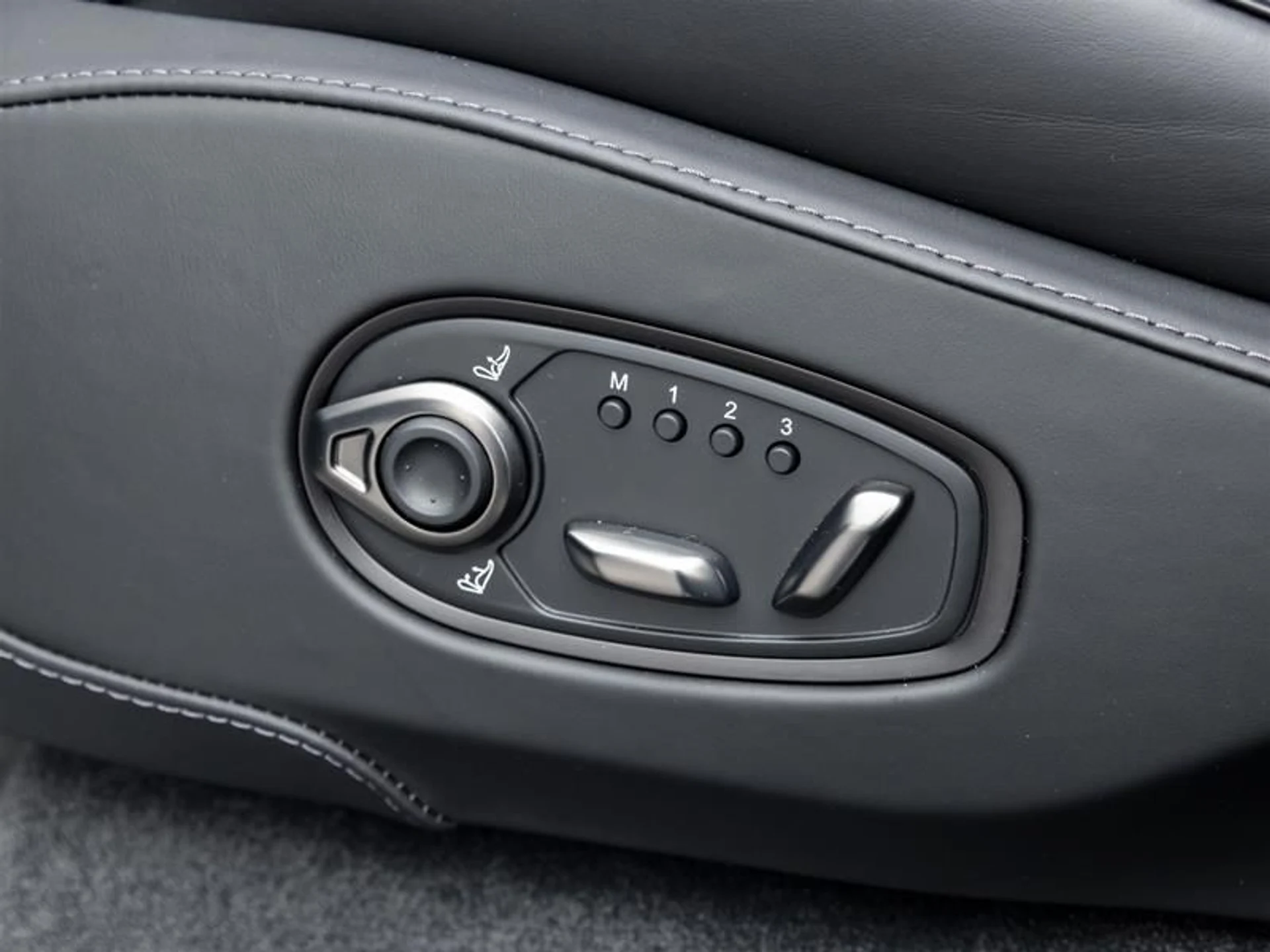 mph011_3964488433_vkomiica_9627eed094