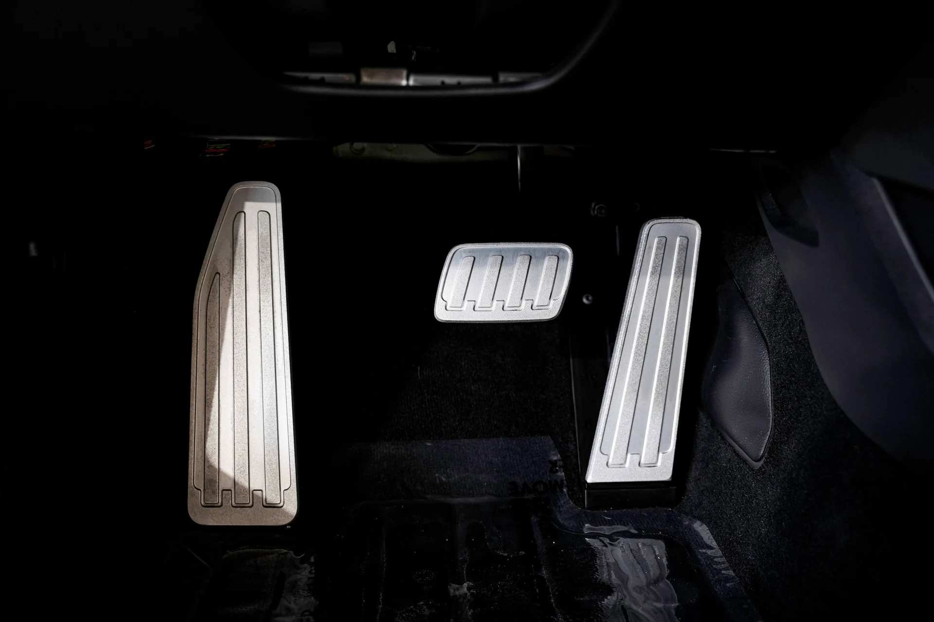 mph011_3970573259_41562f4bd052841c80dfef94e84d94d9x_f3b641e90a