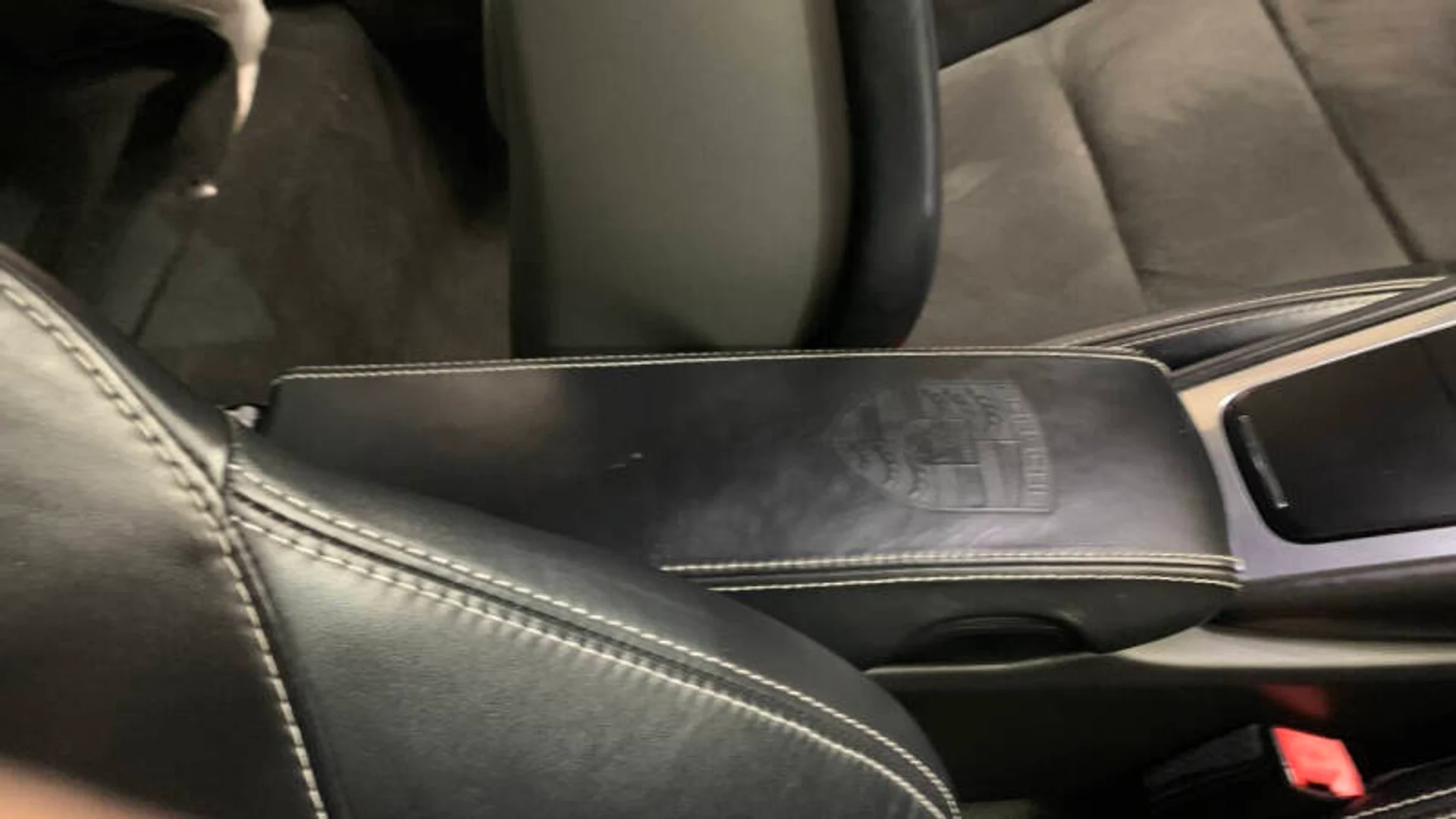 mph011_3976130266_2014_porsche_911_carrera_2dr_coupe_8293757f0d