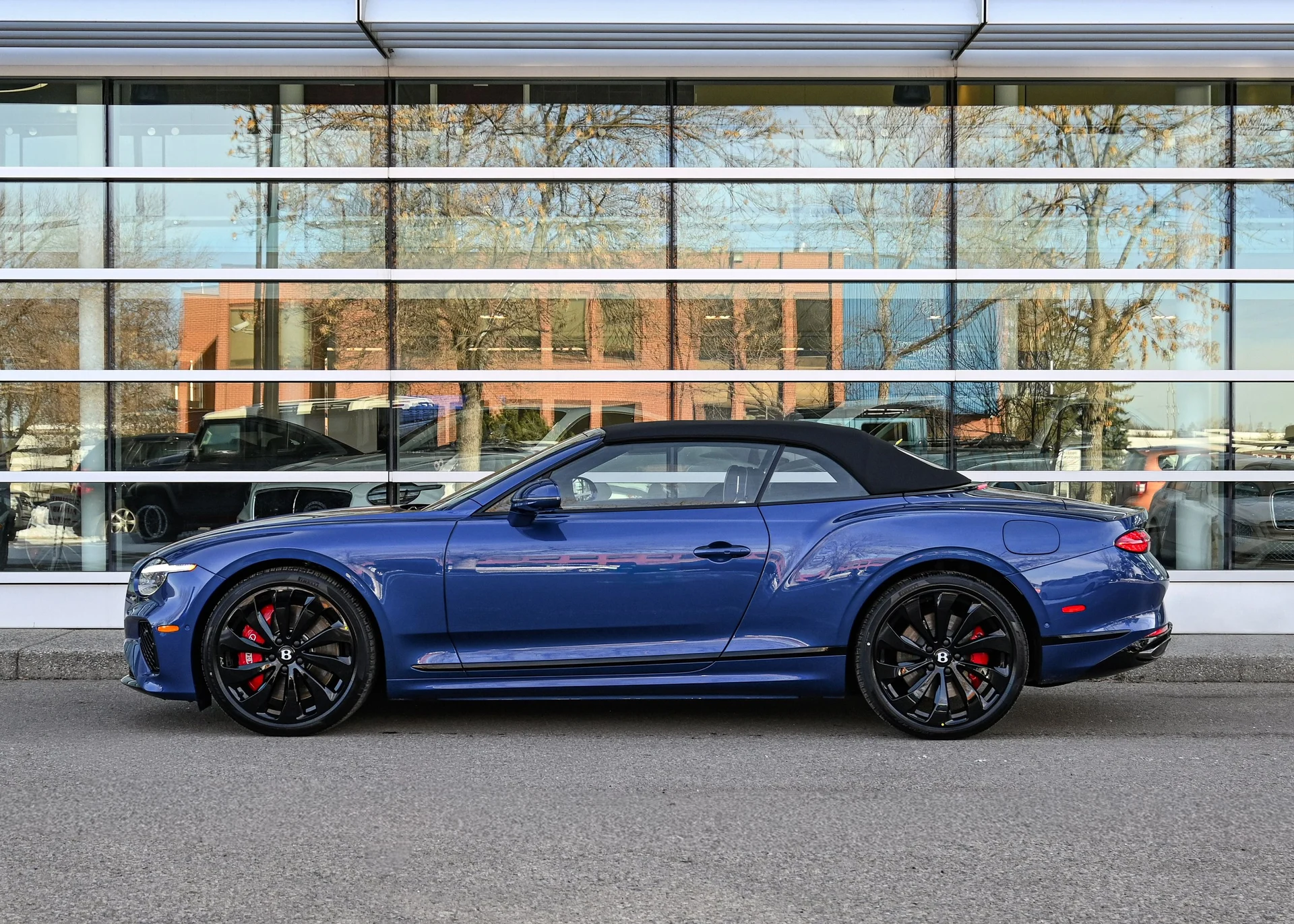 mph011_3980992303_27665be6_665f_41e6_9317_87ad32d54bfa_5489af8d03