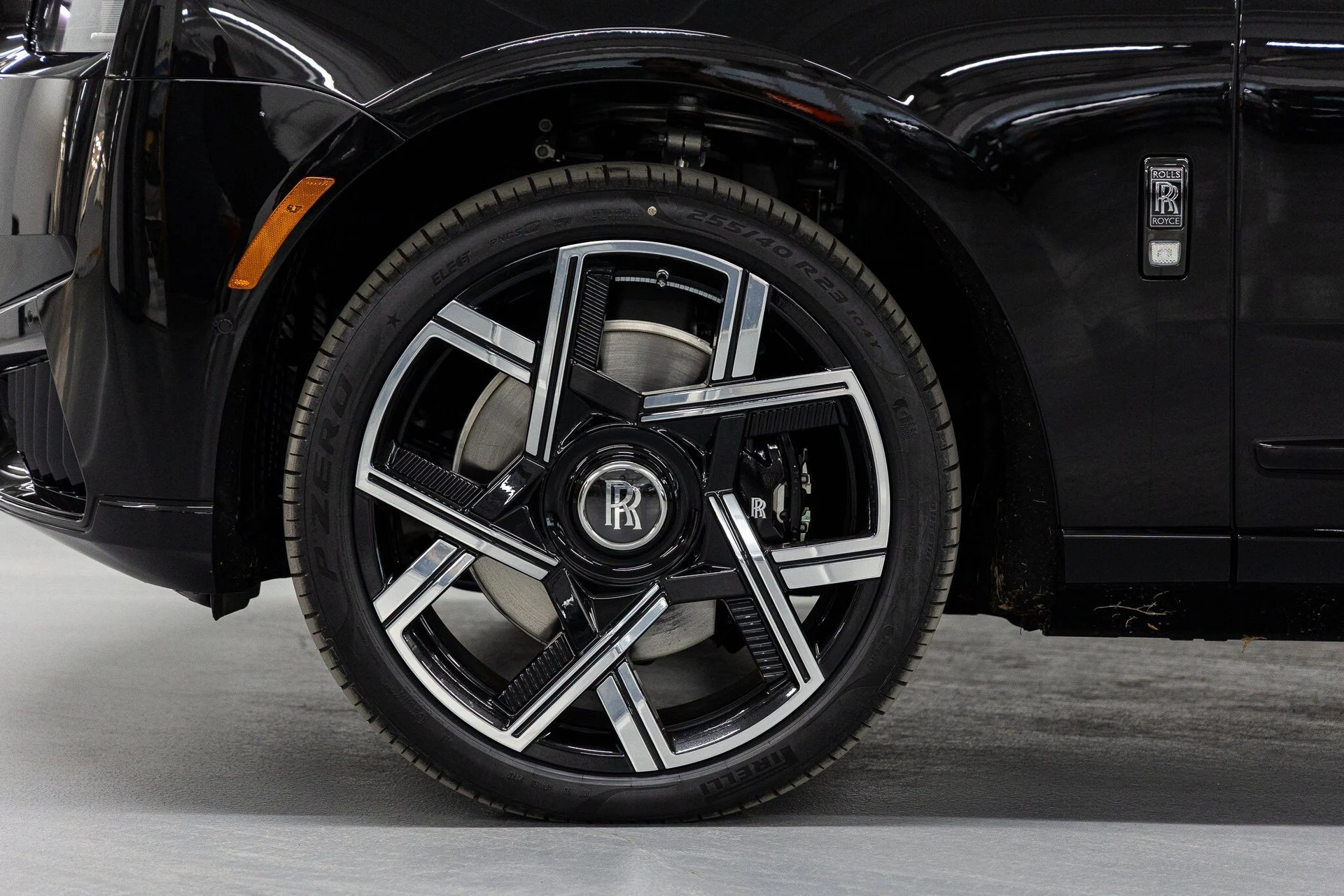 mph011_3984516065_e2b83d7c6d2723948be3f0d53561ff38x_b737c2780b