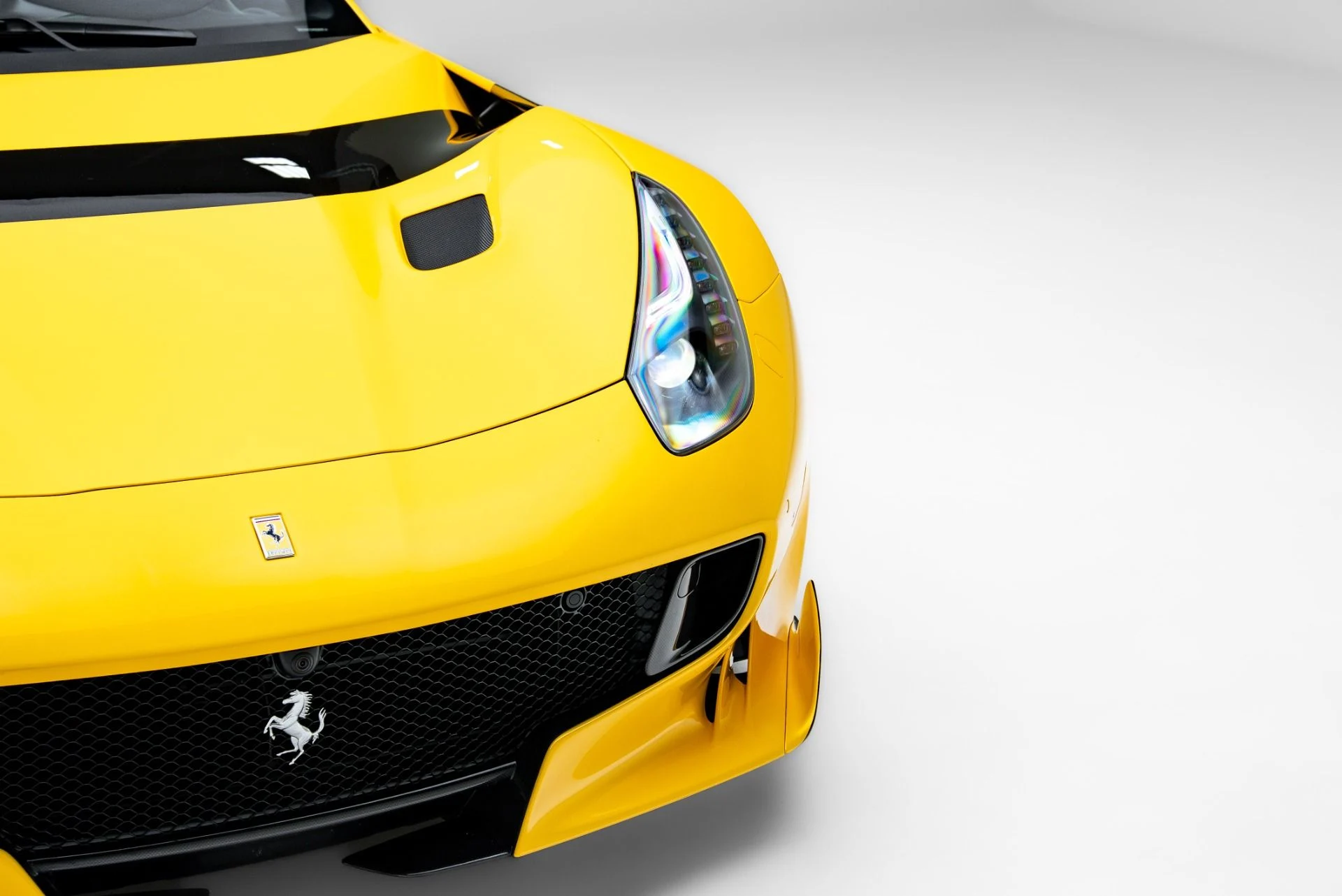 mph011_3985151245_Used_2017_Ferrari_F12tdf_1777334910_5826896ae4