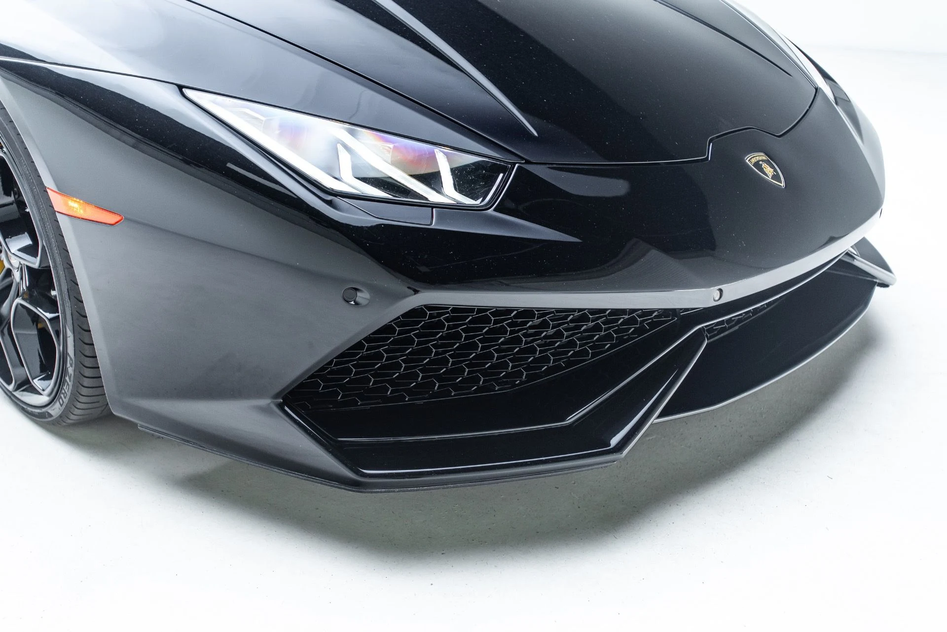 mph011_3993693920_Used_2016_Lamborghini_Huracan_LP_610_4_1786577538_6951de5e27