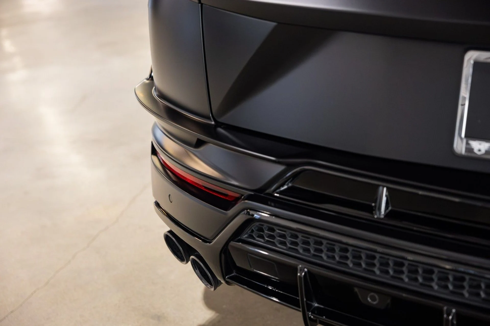 mph011_3997338459_1_Q_07a479abb5