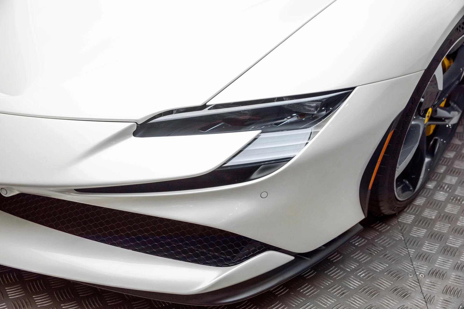 mph011_3997890240_cc2f84f18d4d45c6a61224c752410afa_5ca9a4474d