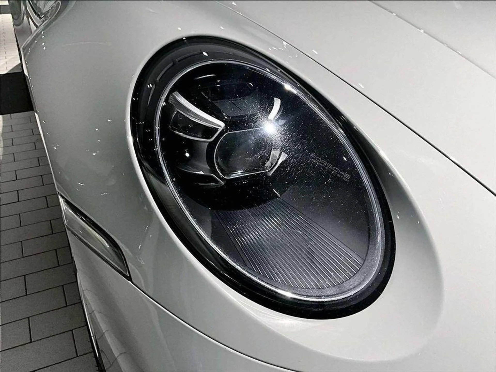 mph011_3998280581_c_WNS_HH_Ro_W0_Dmf62nzw_GAXDYS_Os_1c5c15d35e