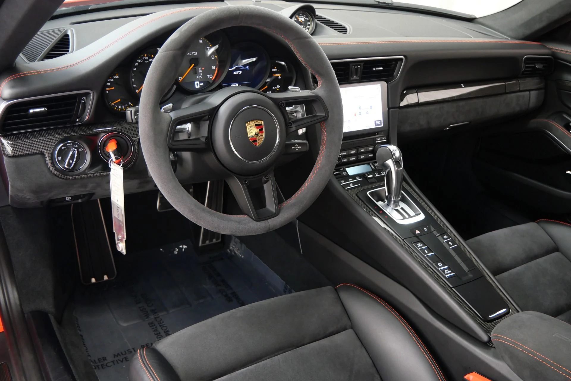 mph011_3998702025_Used_2019_Porsche_911_GT_3_1754414091_9181a3c752