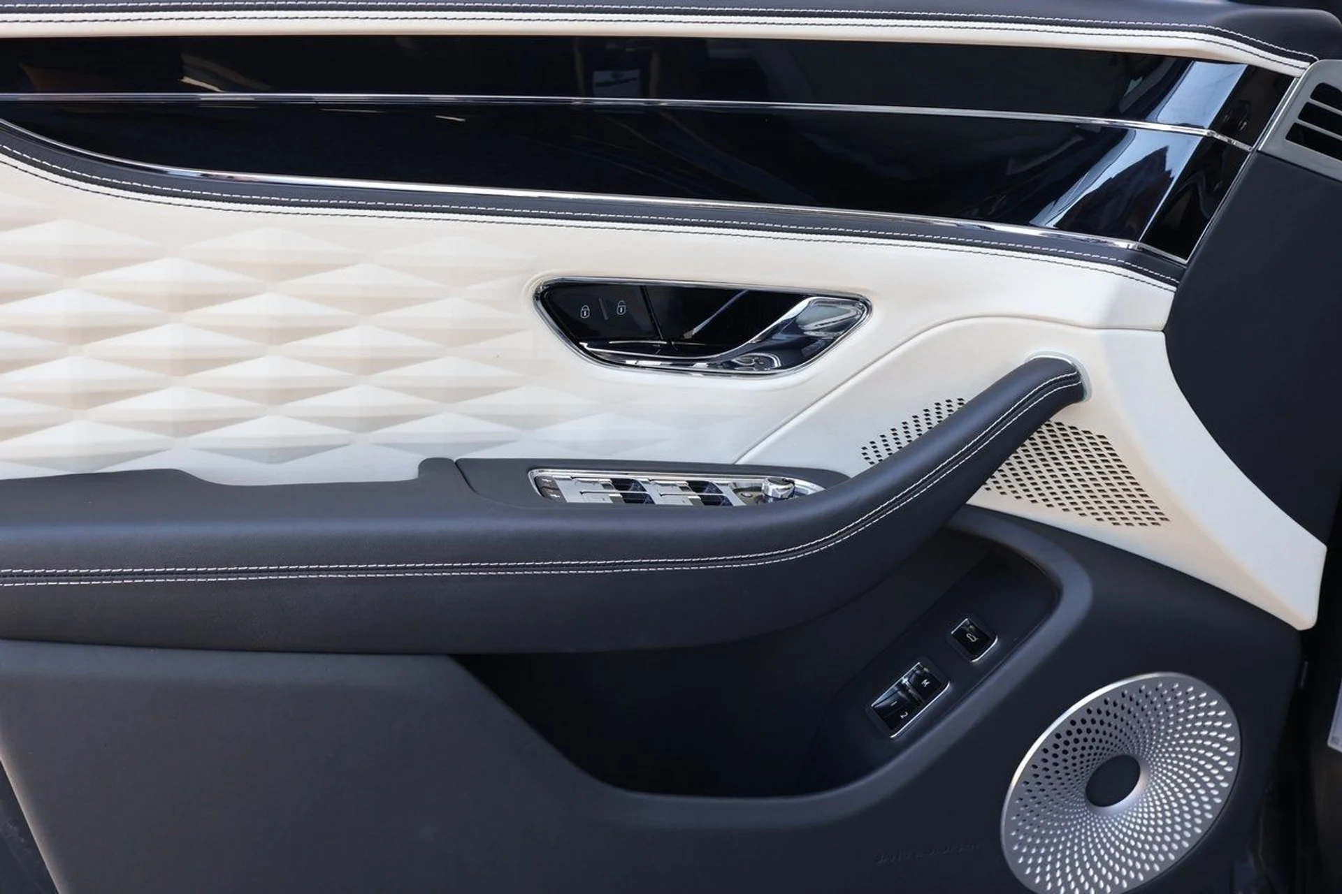 mph011_4013118357_12_146c19d52e