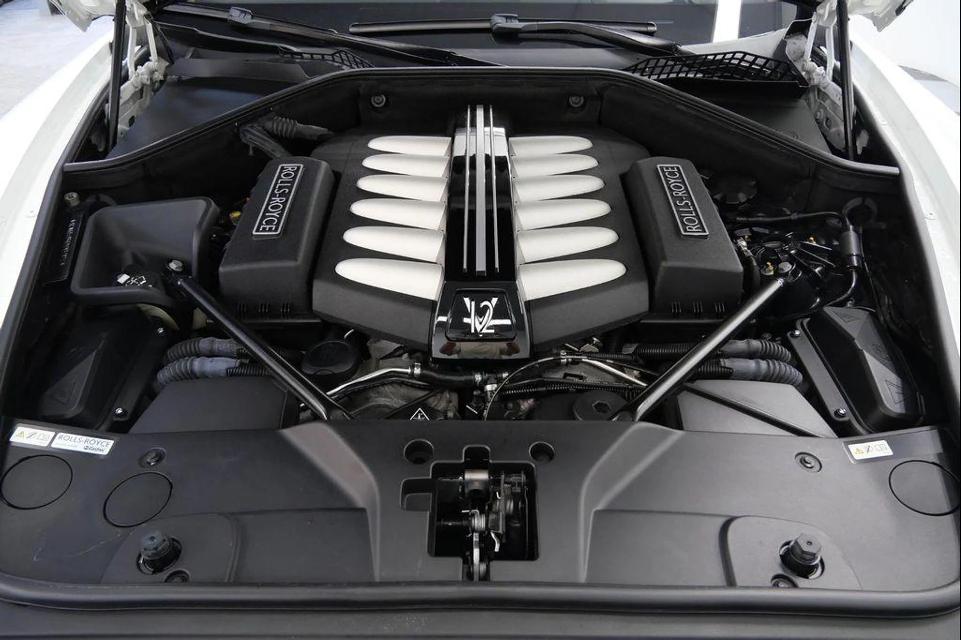 mph011_4022556578_t_Yp0_L9_LD_4_O6_G8_Tj6_Om_Mfqypdg0_ac9b8ec331